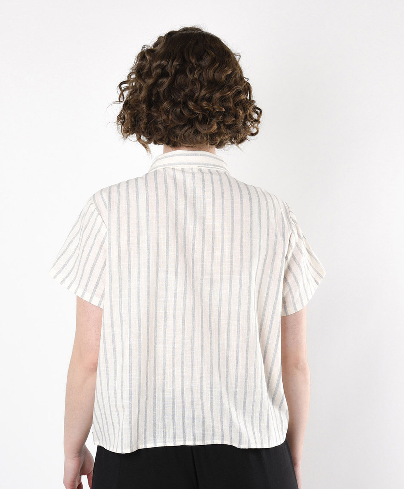 Blusa mujer líneas bolsillo Blusa mujer líneas bolsillo