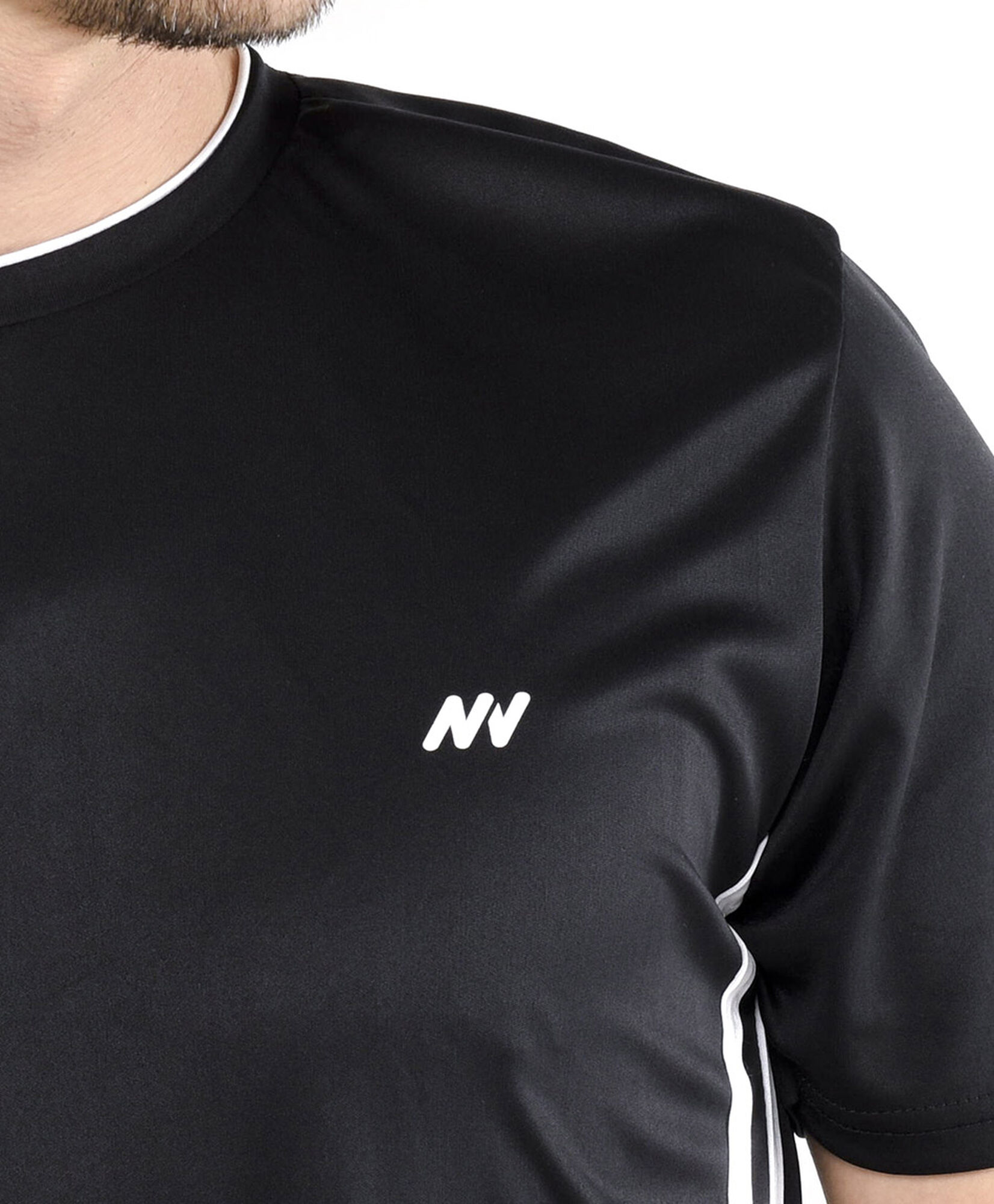 Polera deportiva hombre doble línea Polera deportiva hombre doble línea