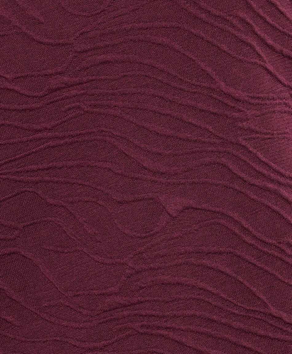 Polera mujer textura cebra burdeo