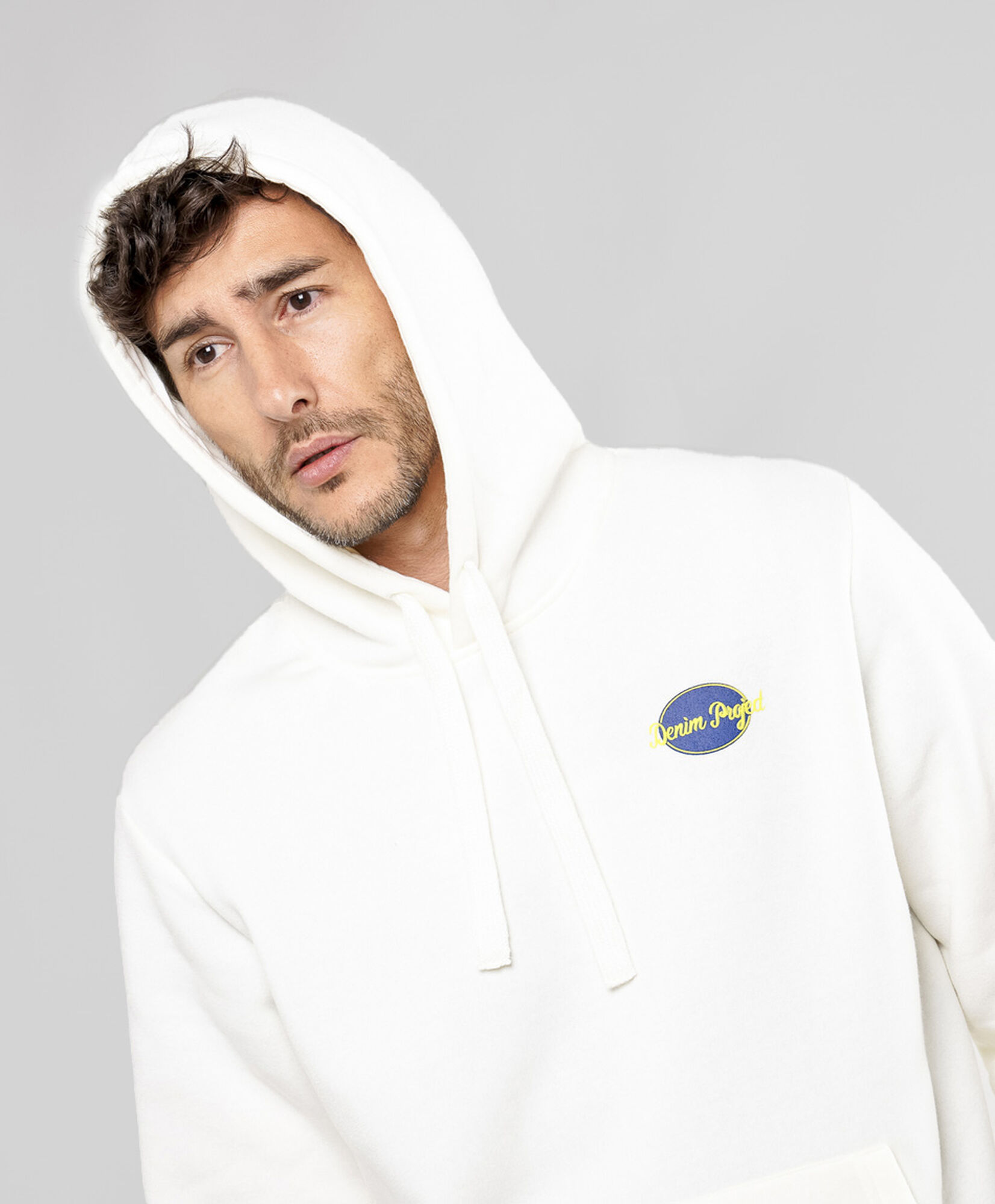 Polerón hombre doble estampado art Polerón hombre doble estampado art