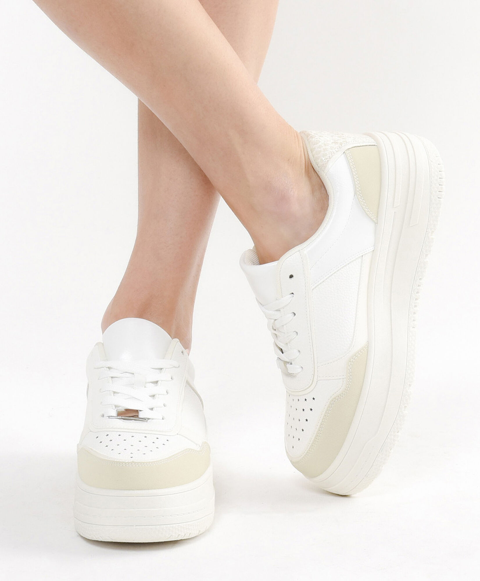 Zapatilla mujer estrellas caladas Zapatilla mujer estrellas caladas