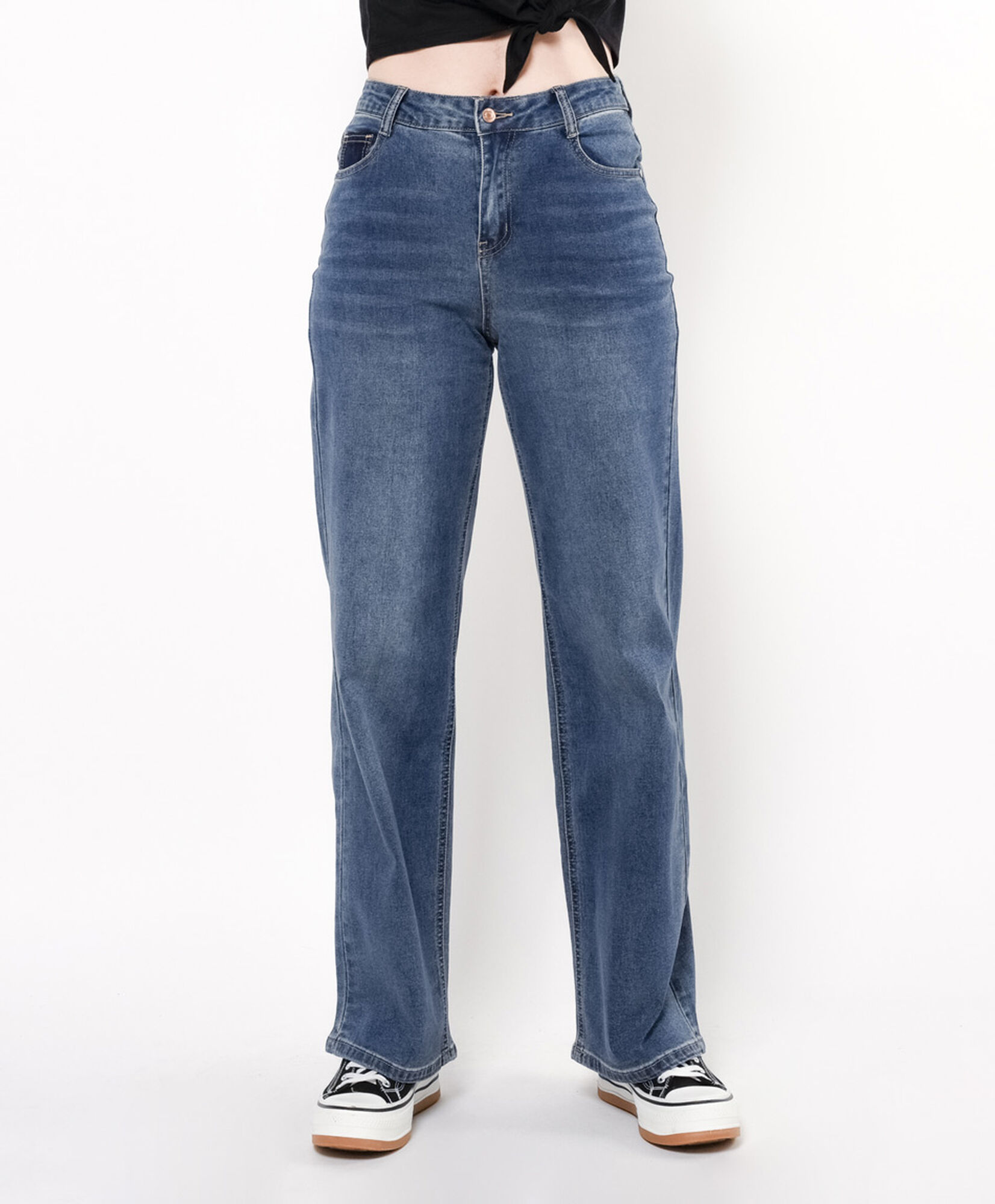 Jeans mujer detalles azules Jeans mujer detalles azules