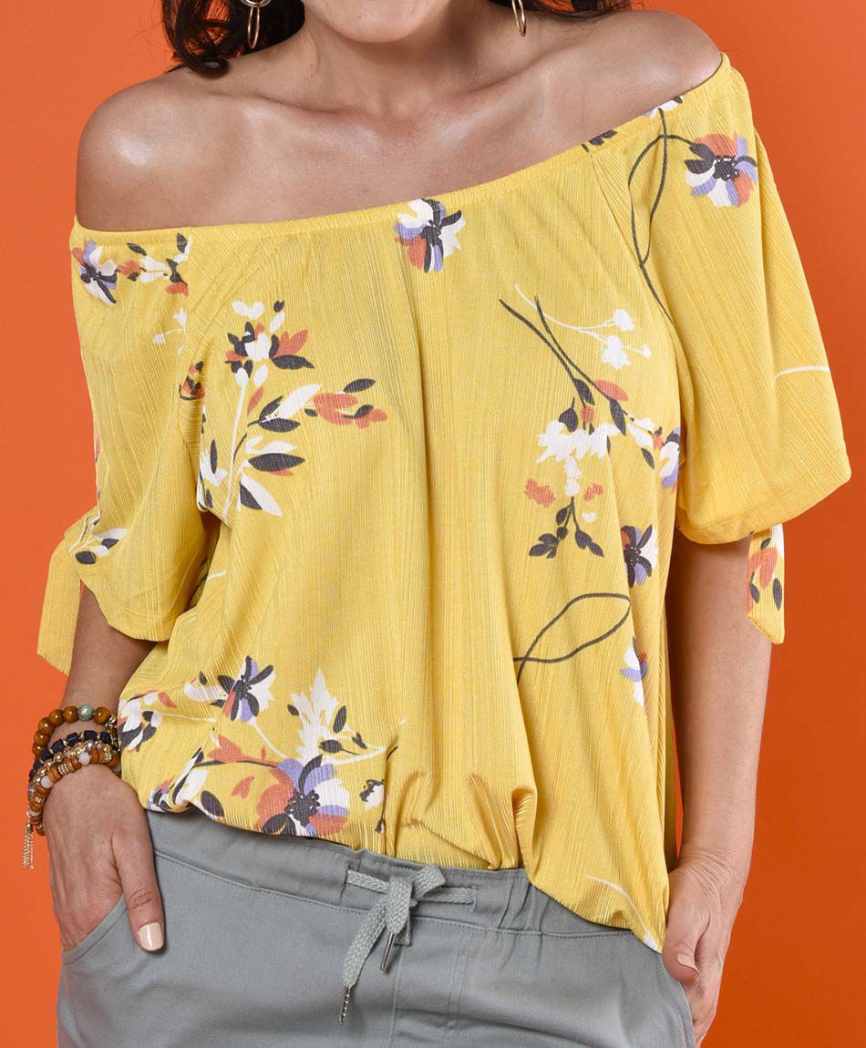 Polera oversize manga corta cuello redondo