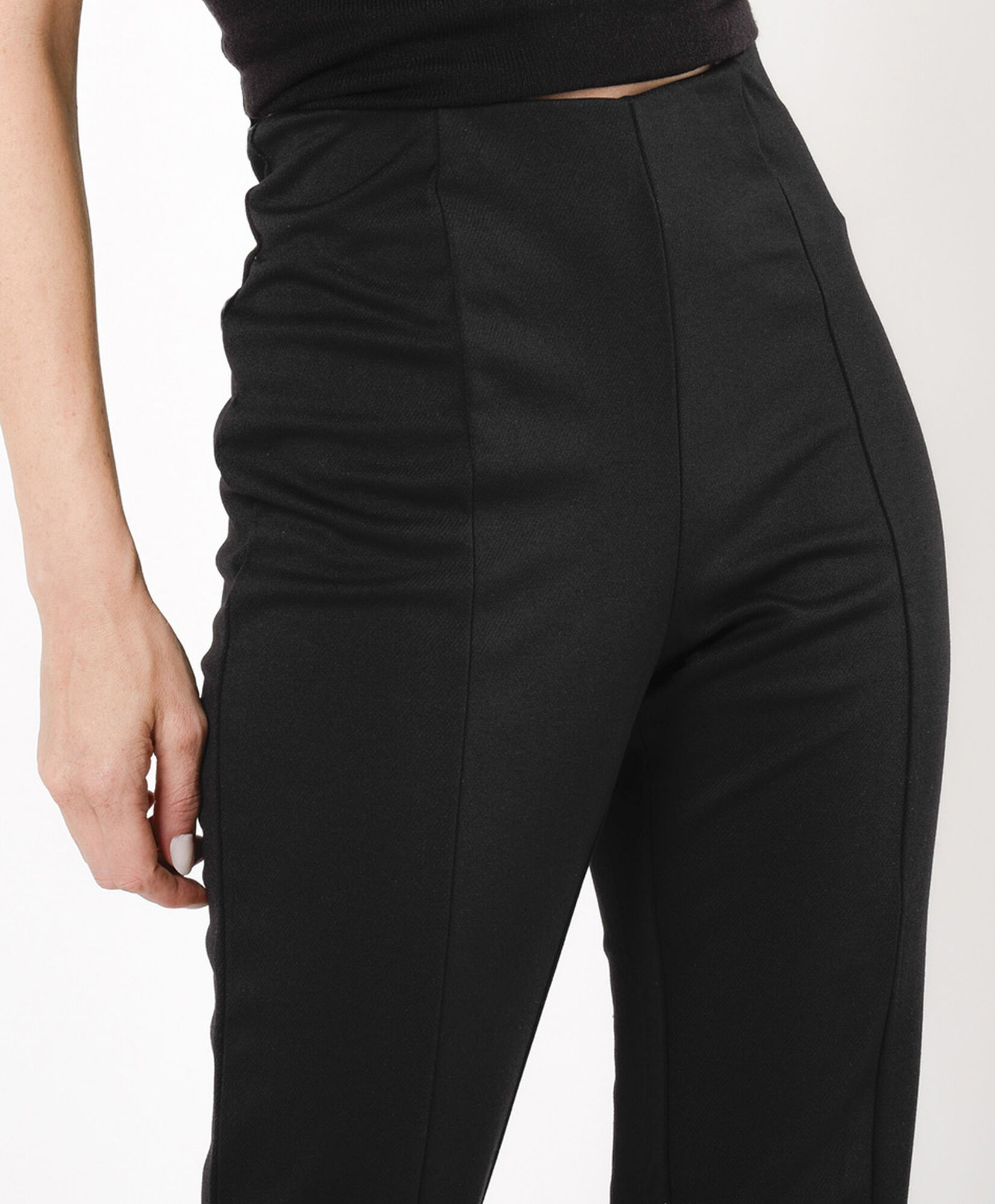 Pantalón mujer costuras frontales flare Pantalón mujer costuras frontales flare