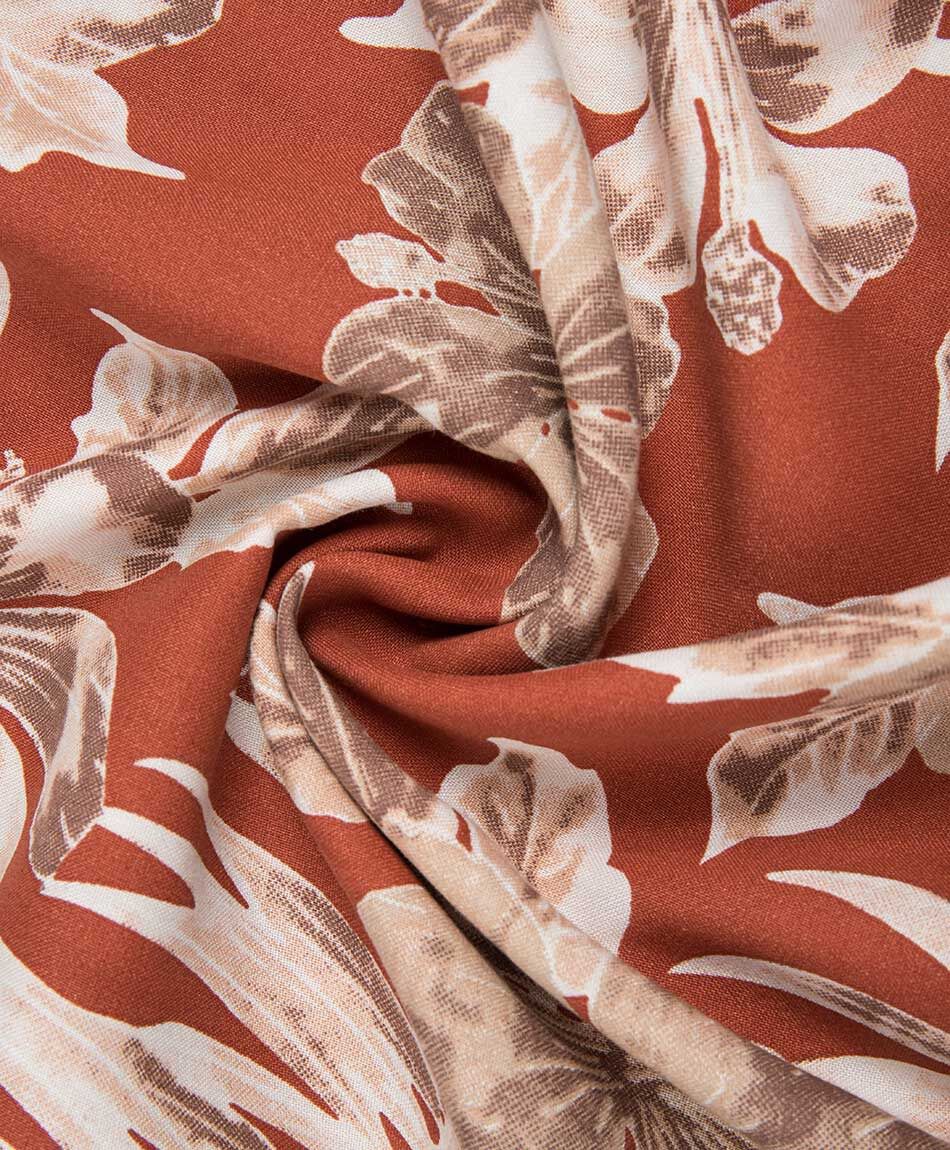 Camisa hombre hojas flores viscosa