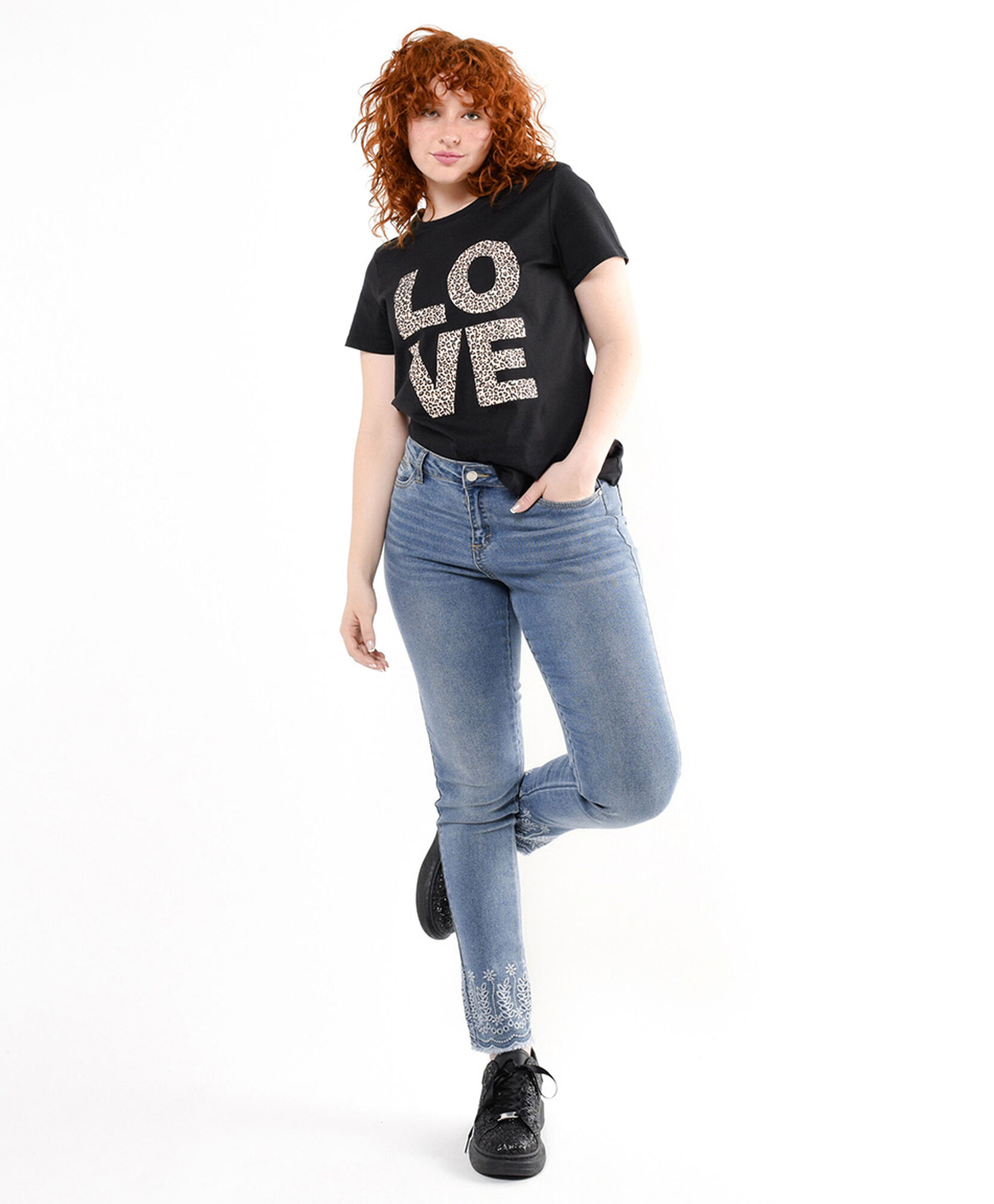 Jeans mujer basta bordada skinny fit Jeans mujer basta bordada skinny fit