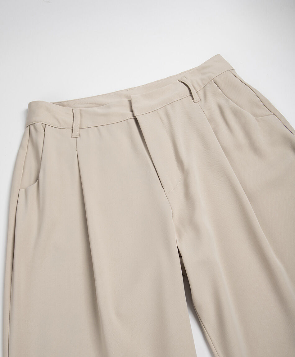 Pantal&oacute;n mujer pinzas