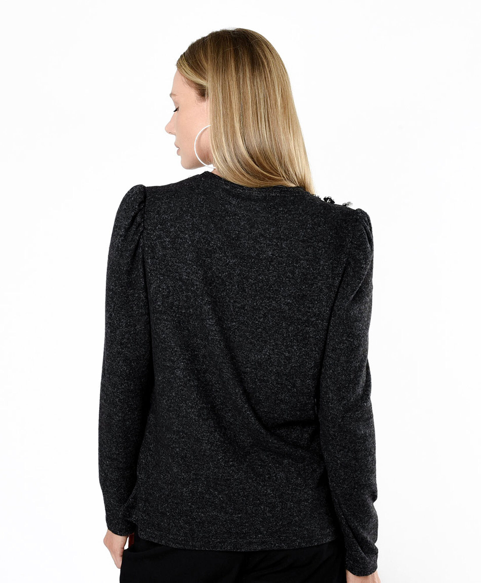 Polera mujer flores en hombro Polera mujer flores en hombro