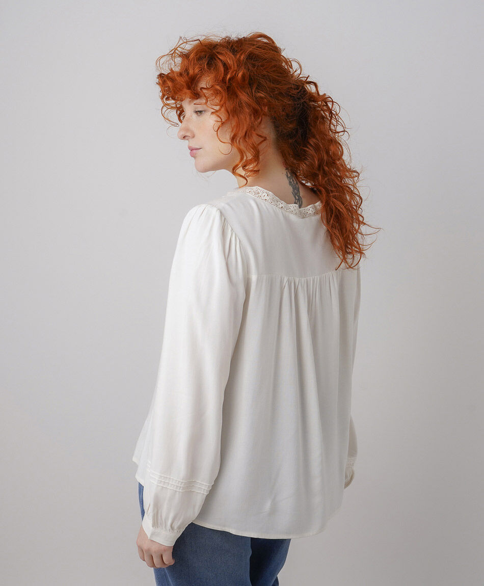 Blusa mujer detalle encajes