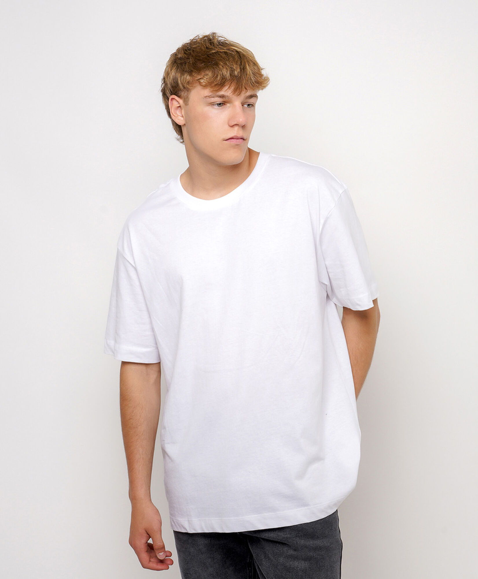 Polera hombre oversize Polera hombre oversize