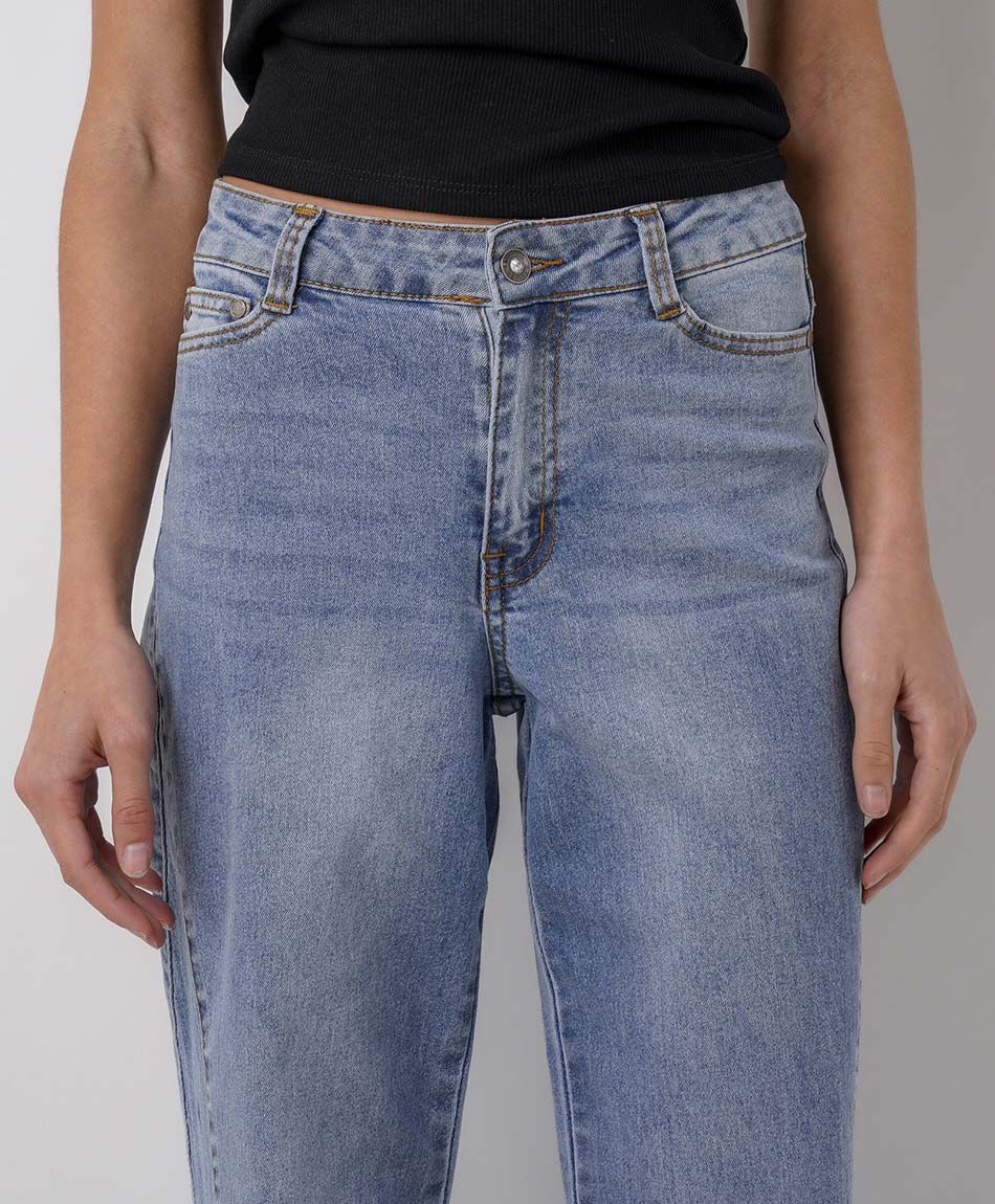 Jeans mujer wide leg estrella met&aacute;lica