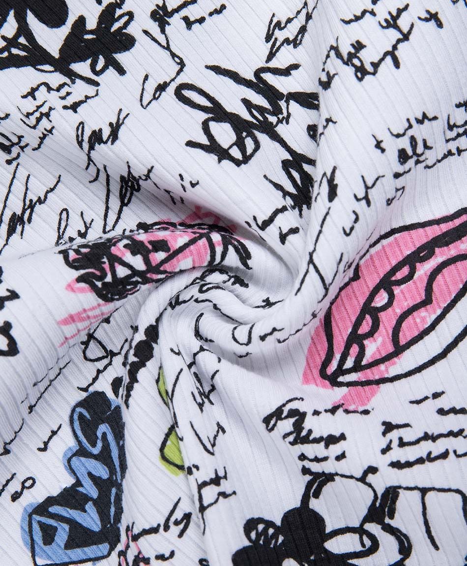 Polera ni&ntilde;a manga larga graffiti