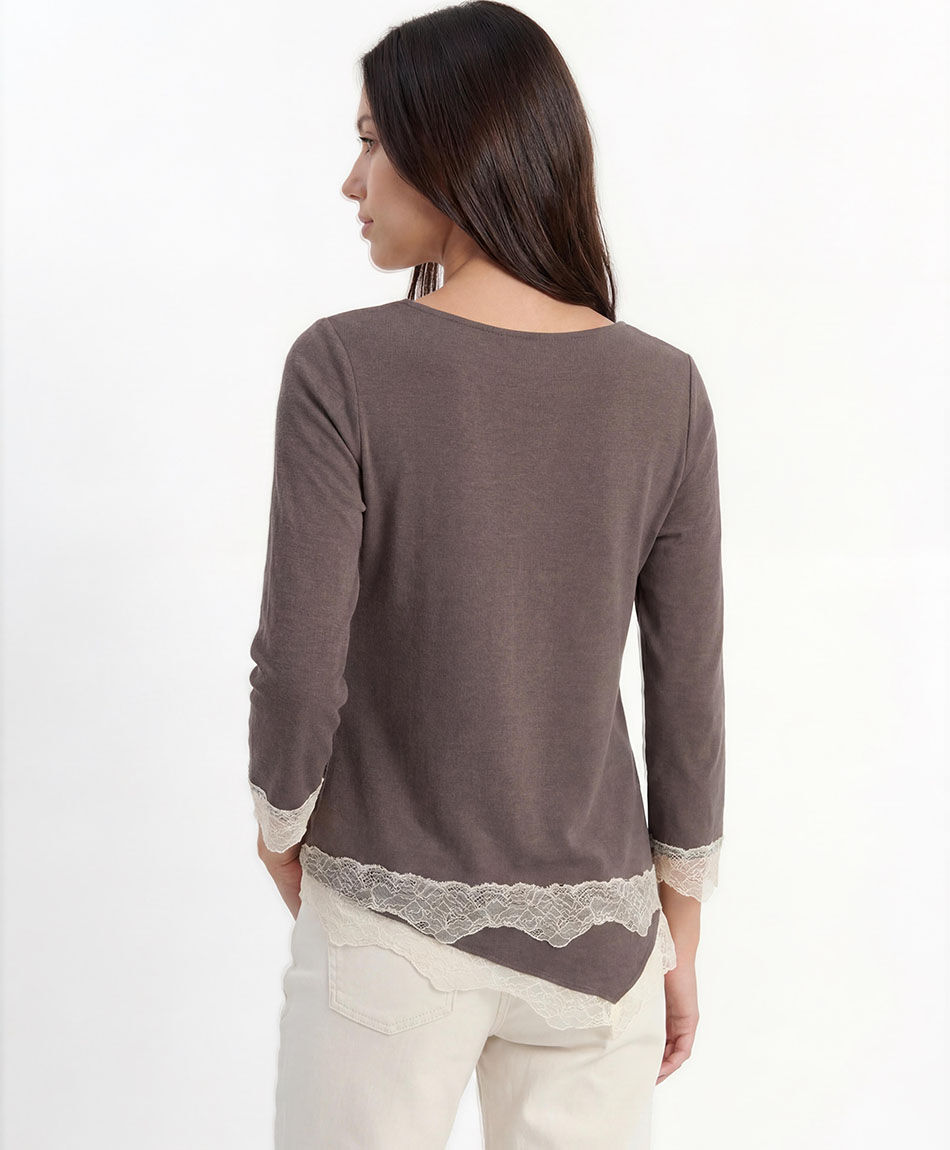 Polera mujer asim&eacute;trica encaje
