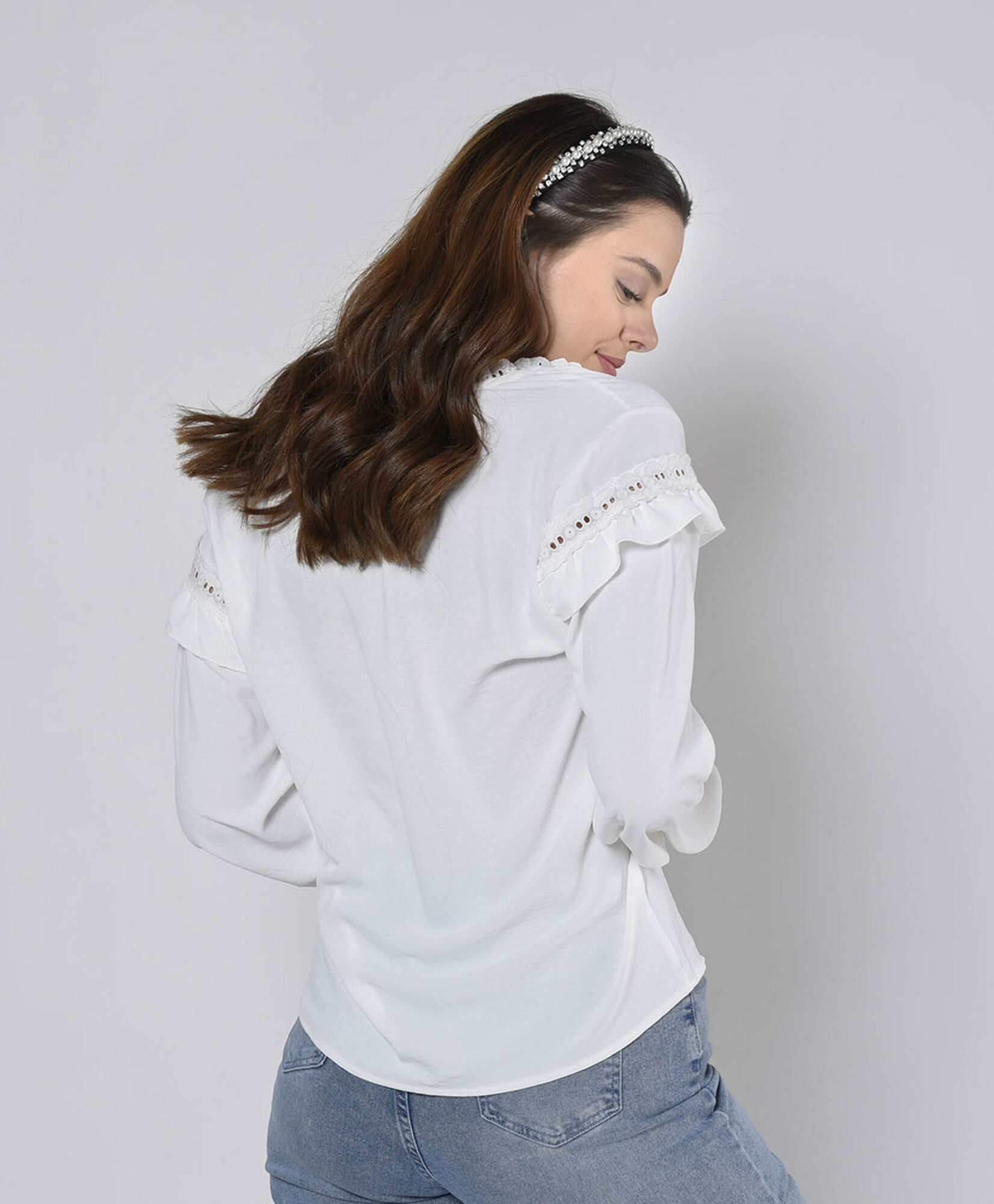 Blusa mujer vuelos y encaje Blusa mujer vuelos y encaje