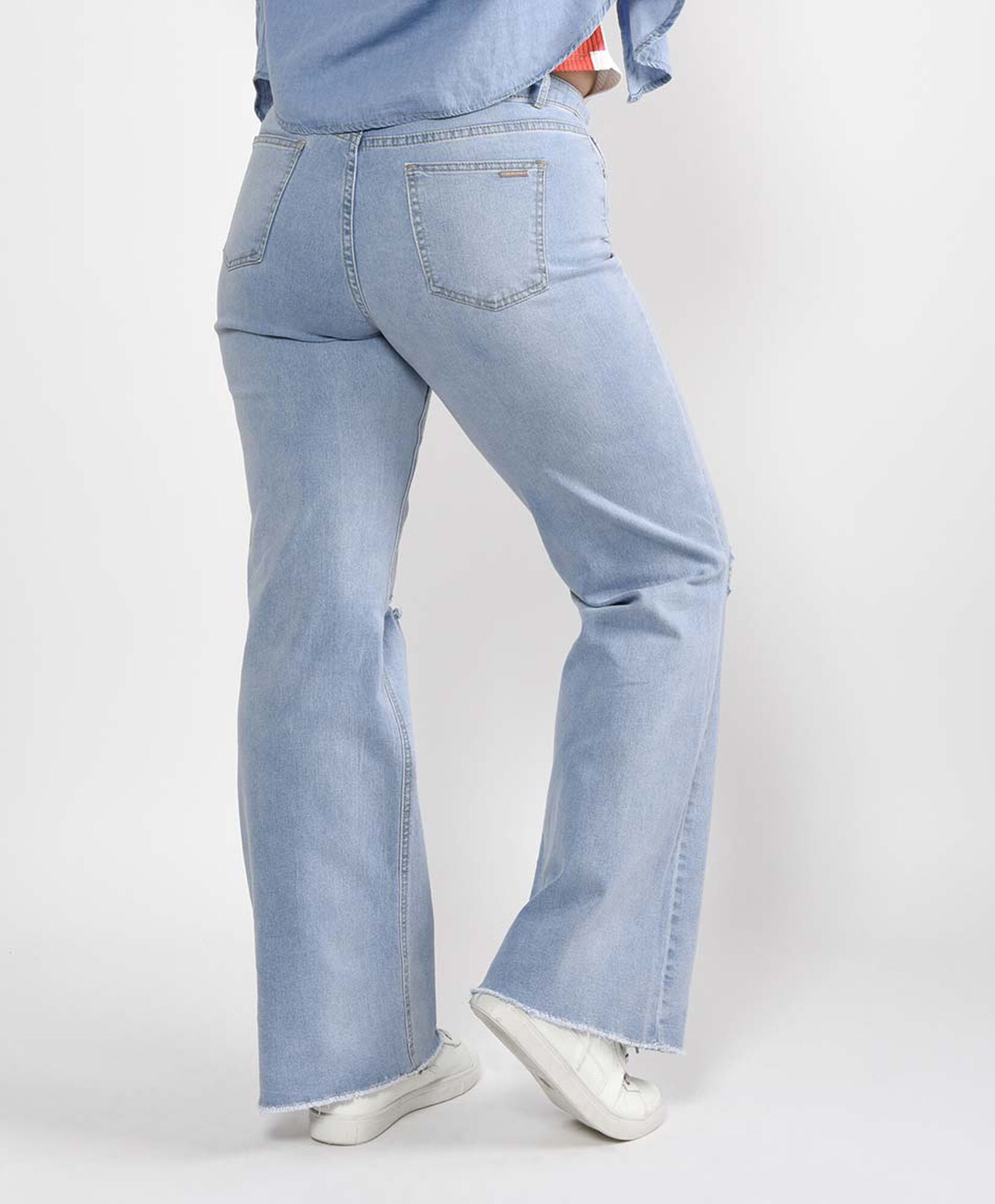Jeans tiro alto Jeans tiro alto