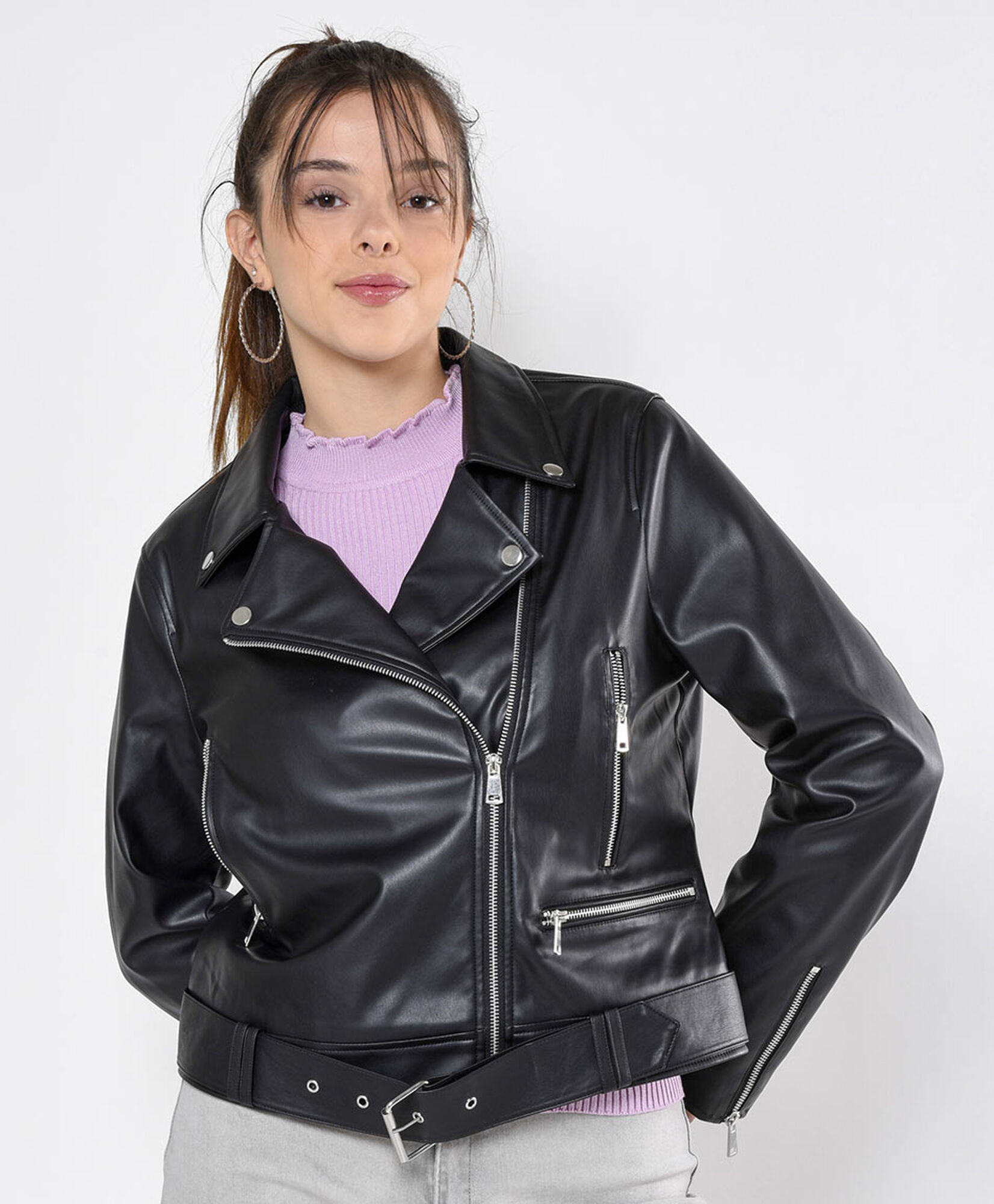 Chaqueta mujer cuerina cierres Chaqueta mujer cuerina cierres