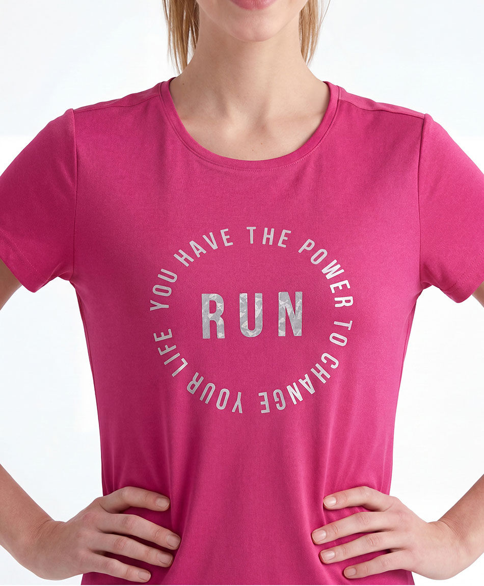 Polera deportiva mujer frase fucsia