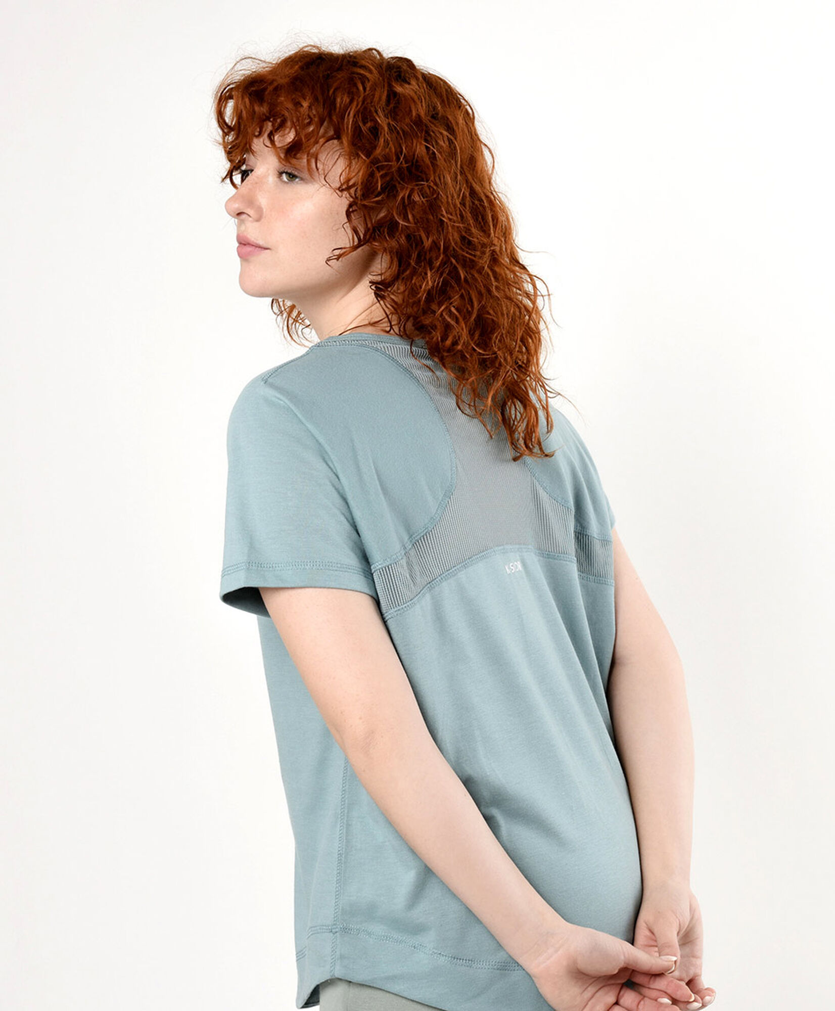 Polera deportiva mujer fearless Polera deportiva mujer fearless