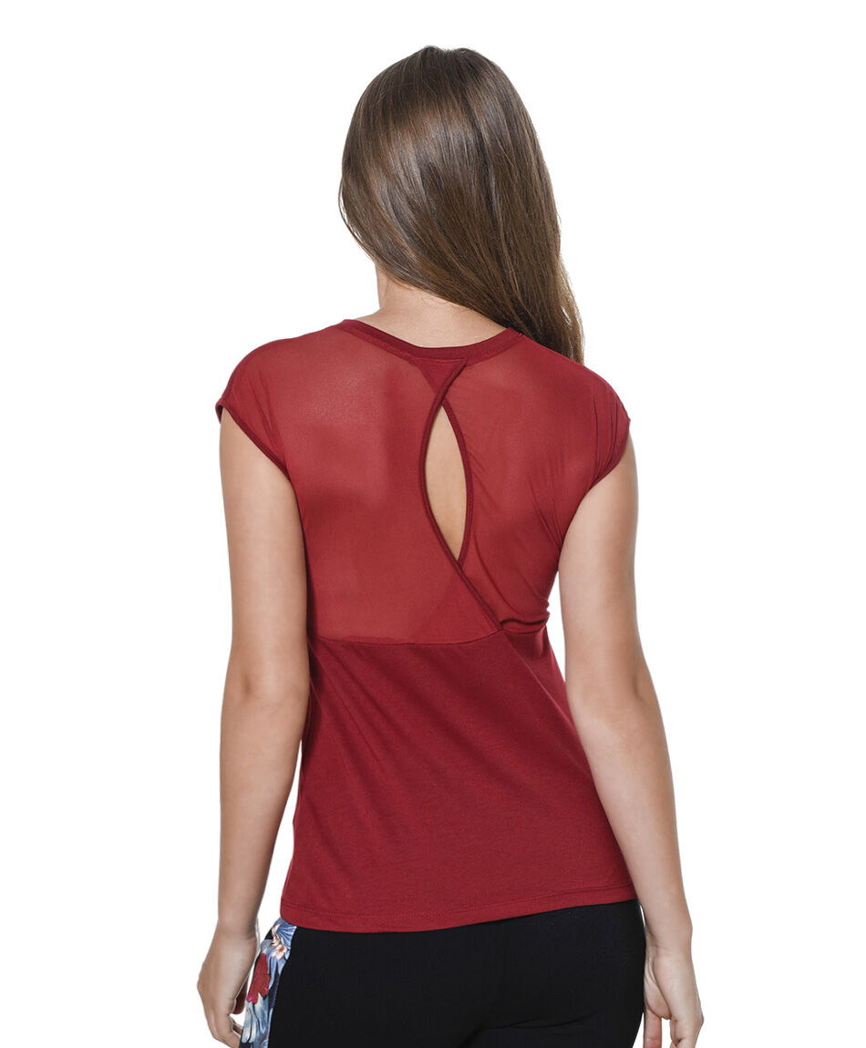 Polera deportiva mesh