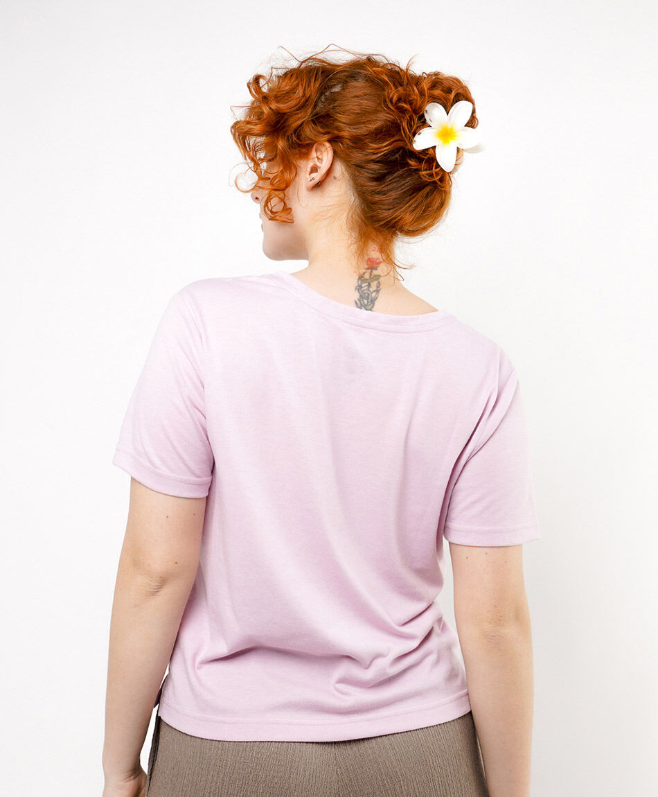 Polera mujer rosada crop