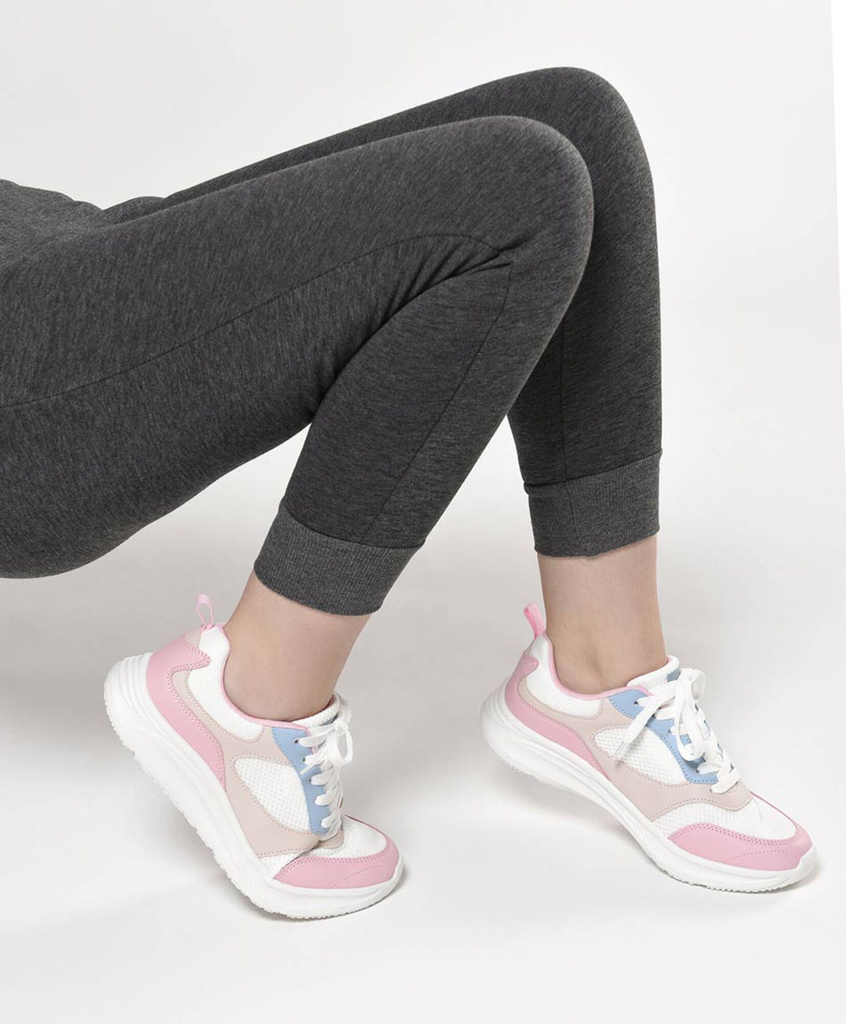 Zapatilla mujer malla tricolor plataforma Zapatilla mujer malla tricolor plataforma