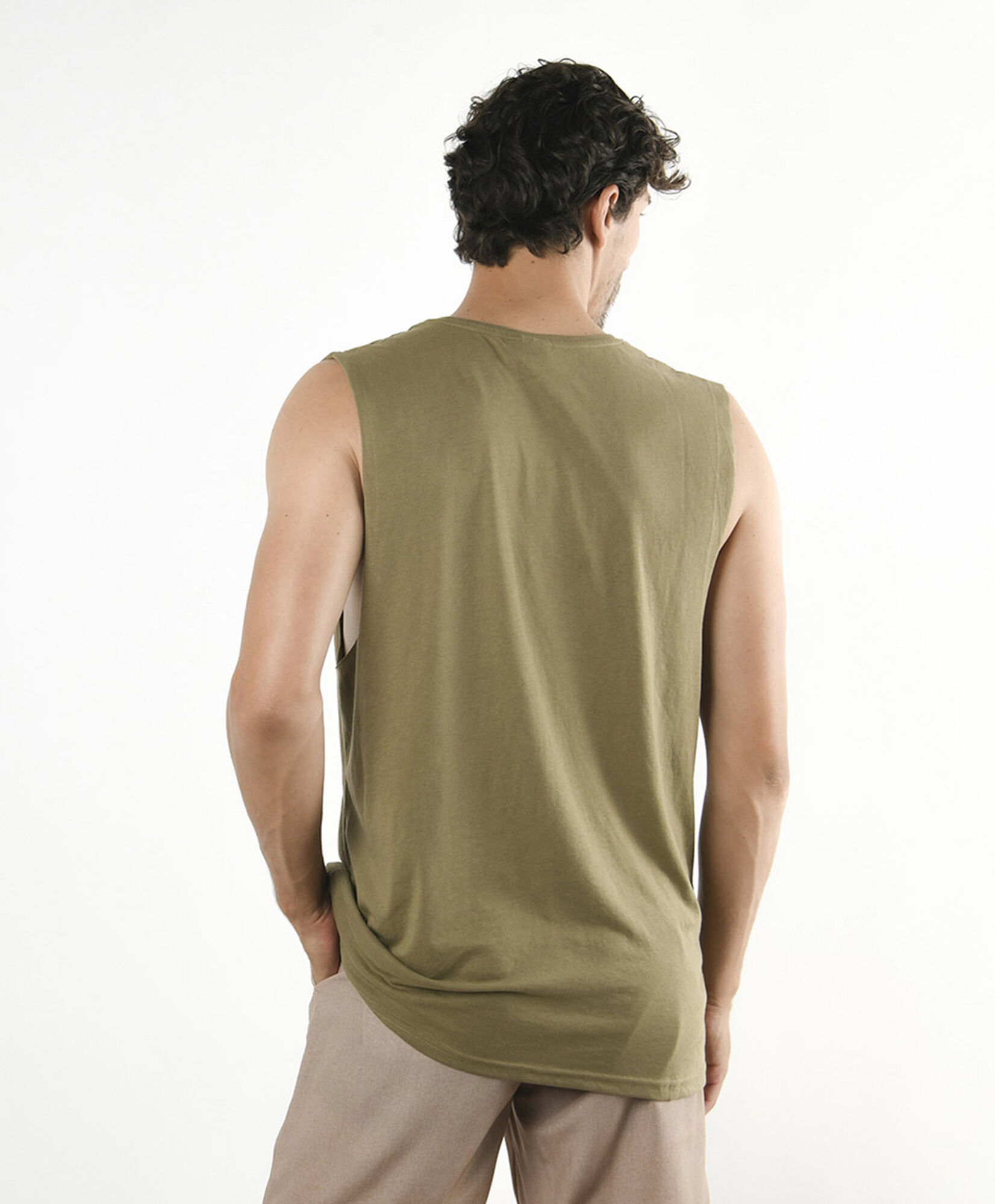 Polera hombre urbana sin mangas Polera hombre urbana sin mangas