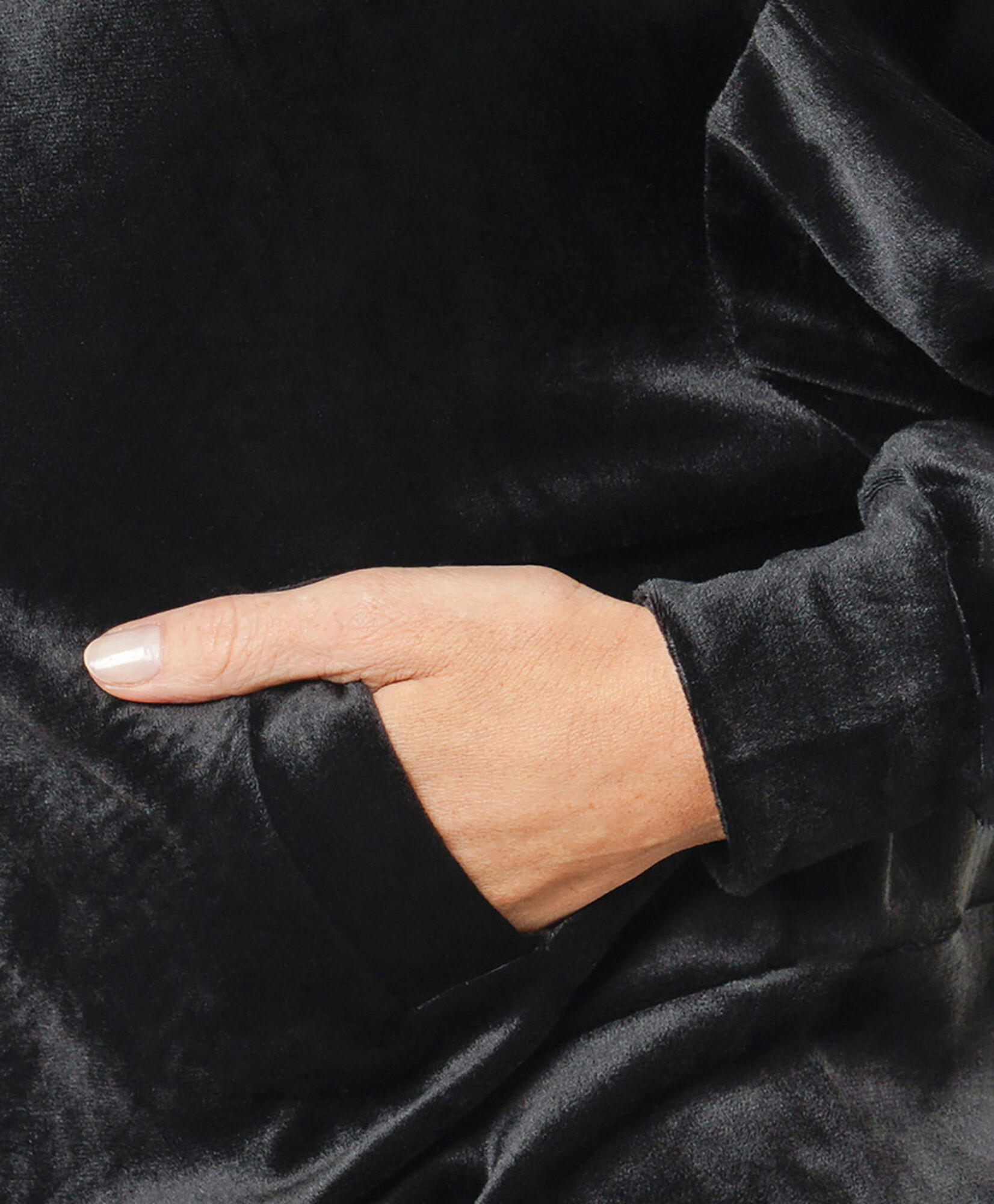 Polerón deportivo mujer plush black Polerón deportivo mujer plush black