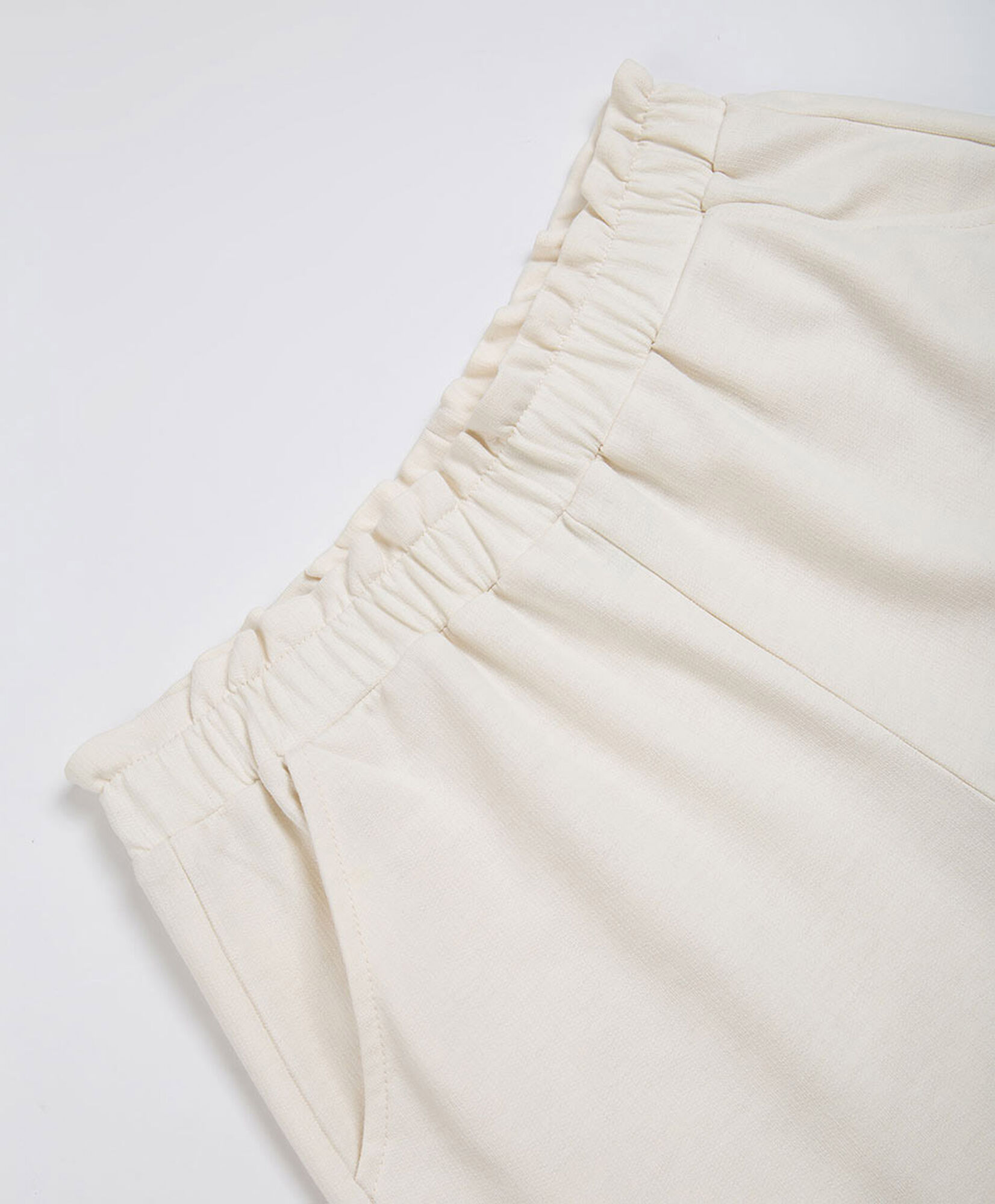 Short niña beige Short niña beige