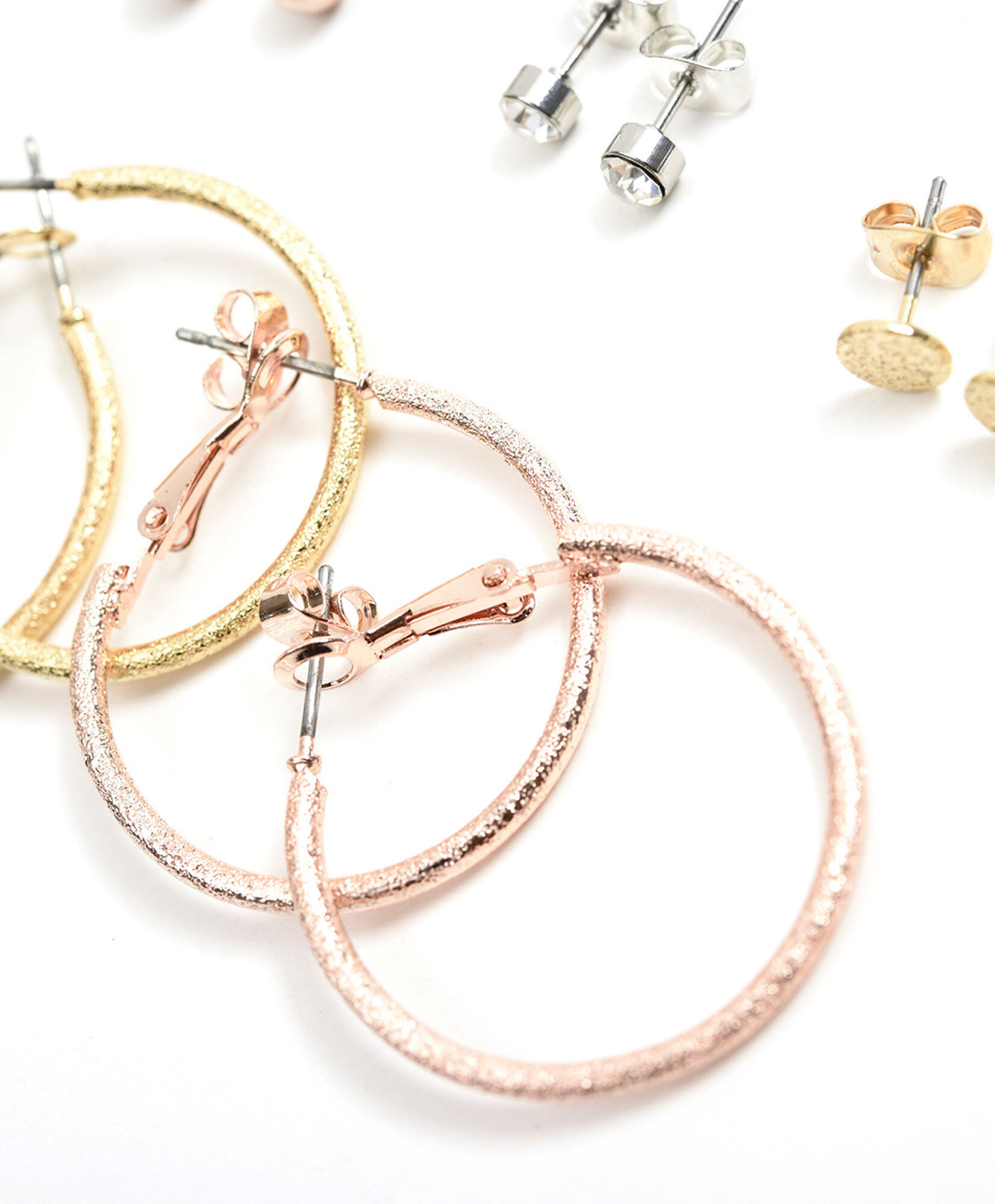 Set 7 aros mujer brillantes Set 7 aros mujer brillantes