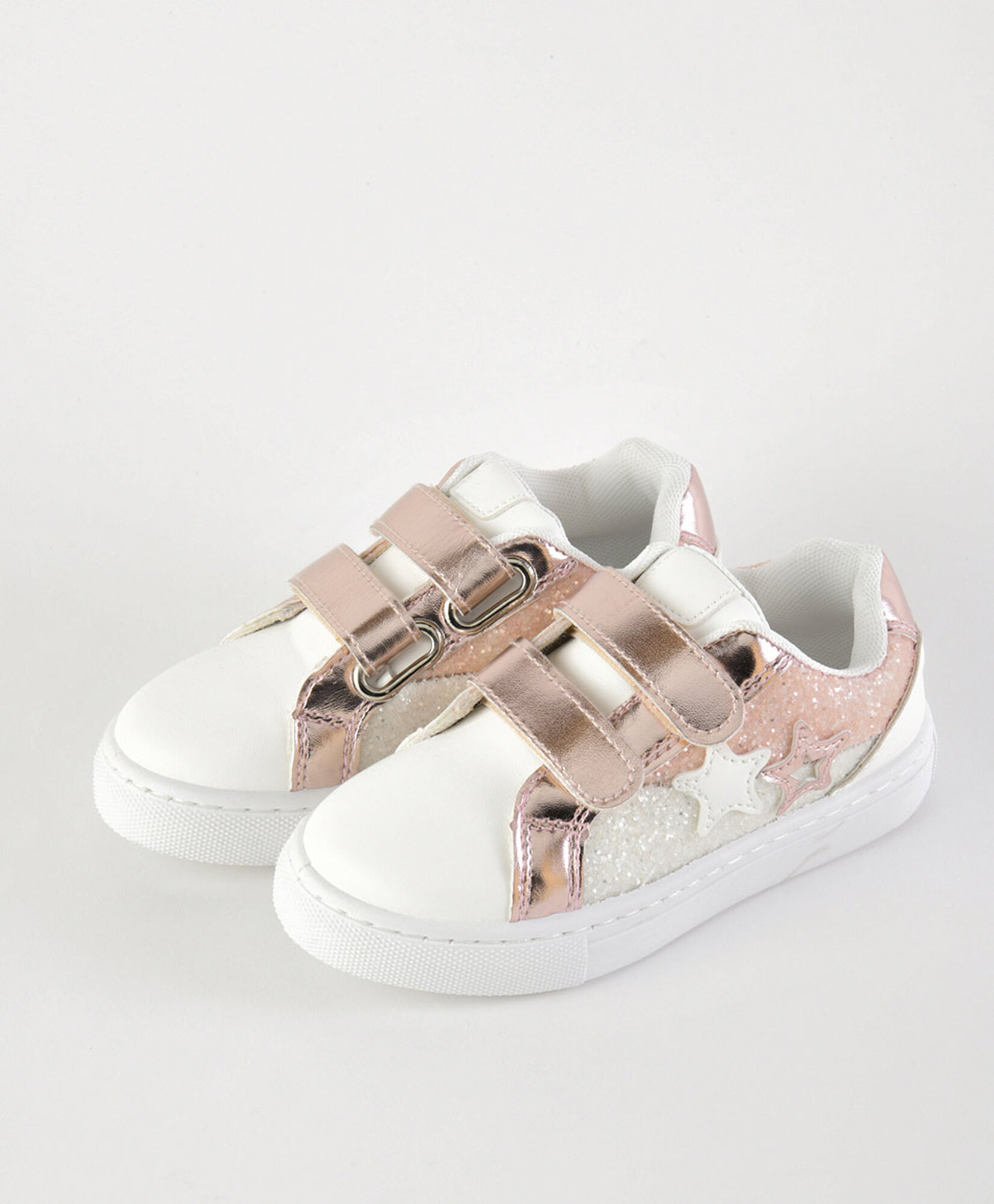 Zapatilla infantil (26 a 31) estrellas brillos Zapatilla infantil (26 a 31) estrellas brillos