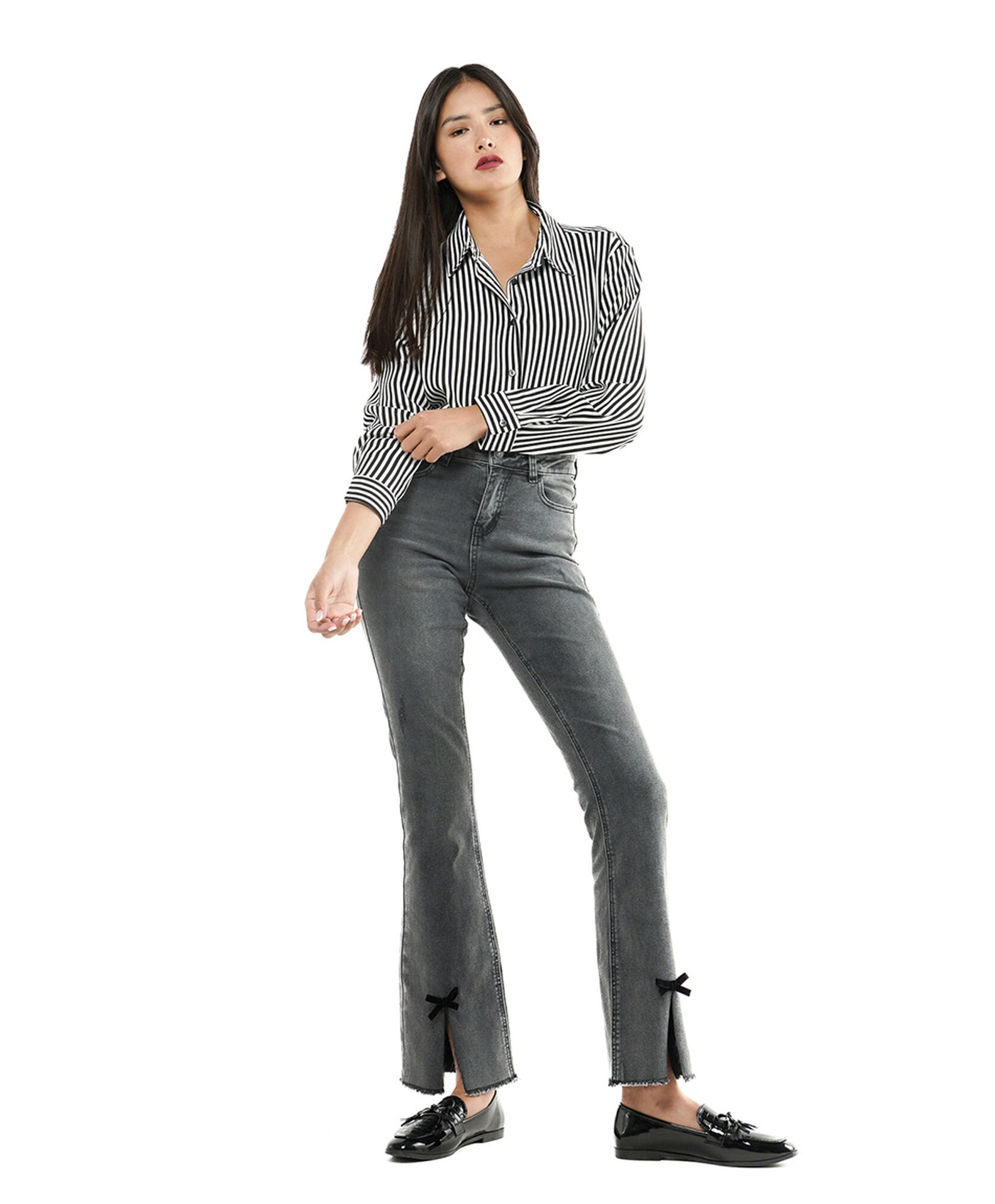 Jeans mujer cinta en basta flare Jeans mujer cinta en basta flare