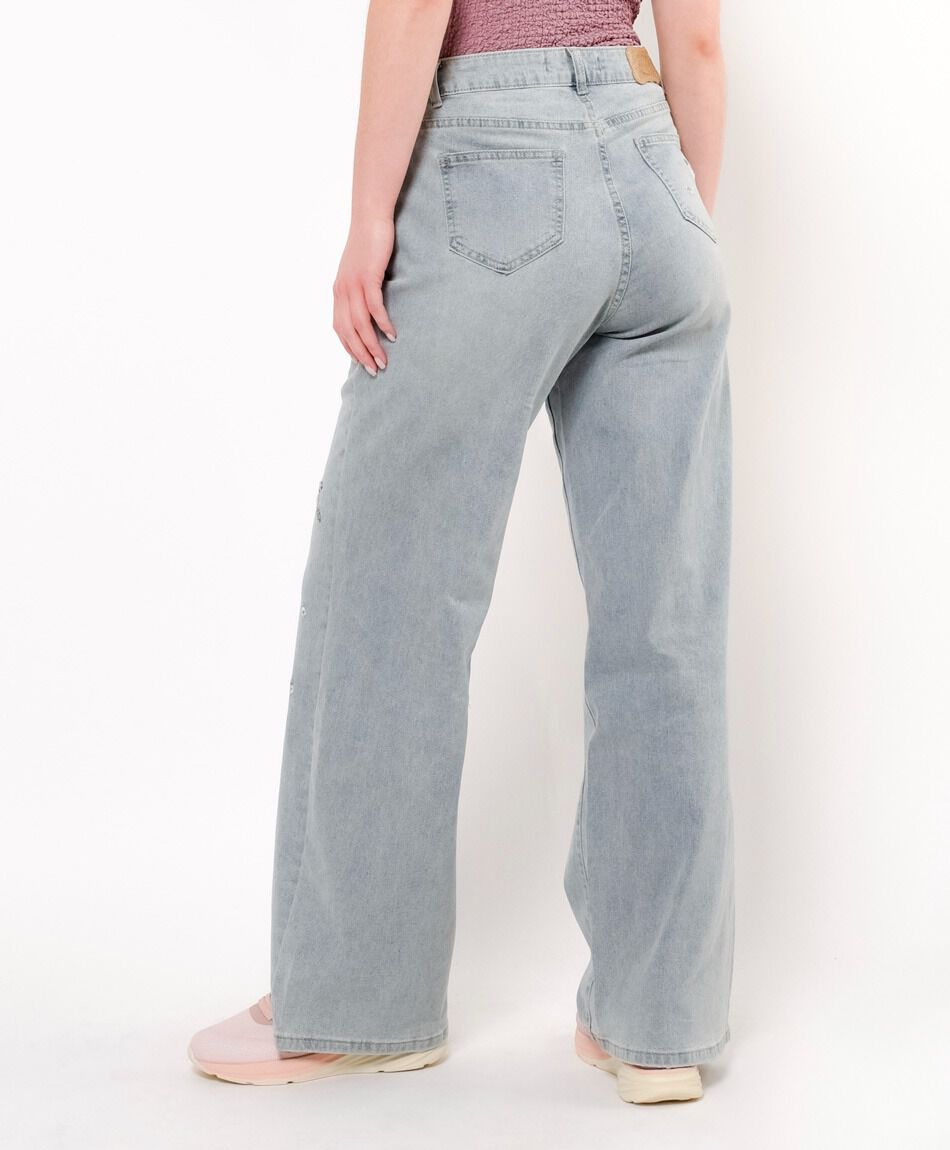Jeans mujer florcitas bordadas