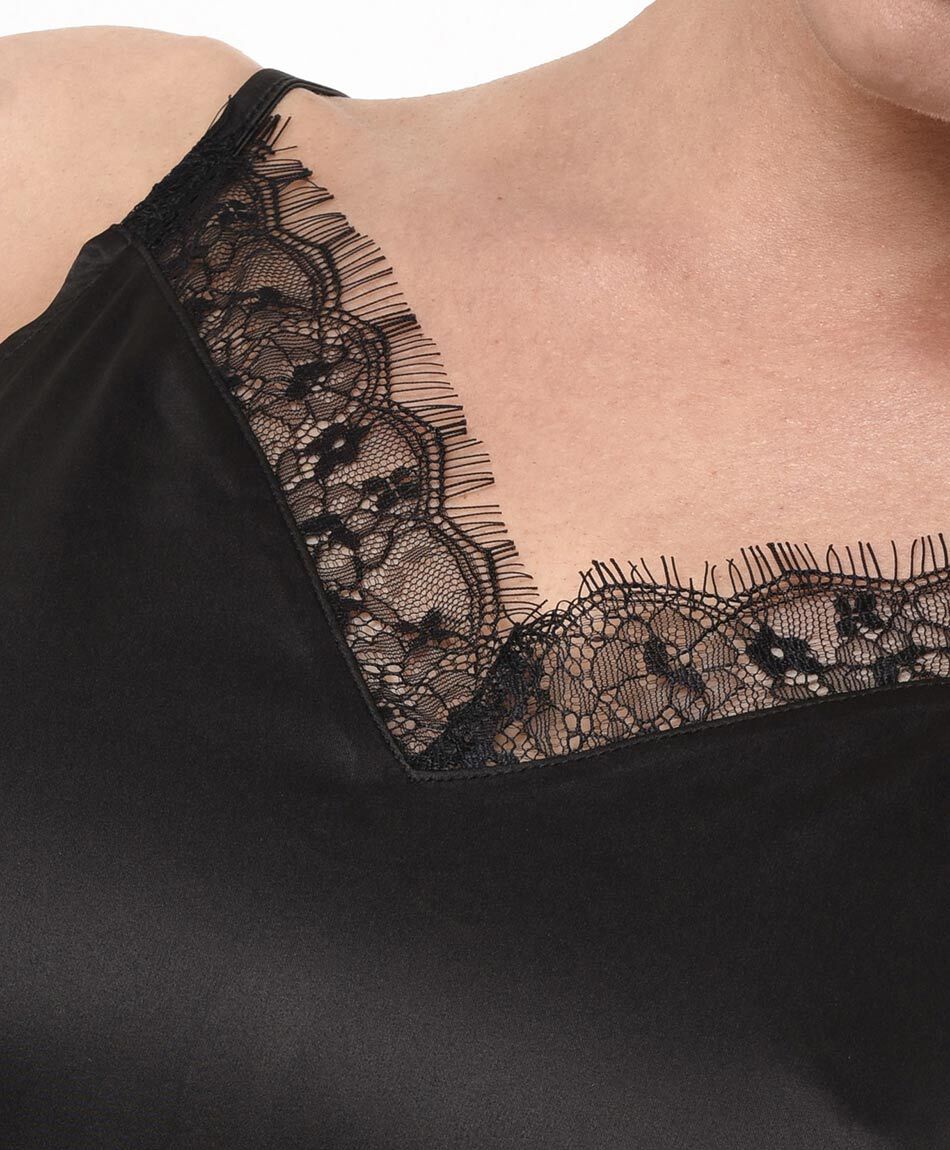 Polera mujer encaje en escote