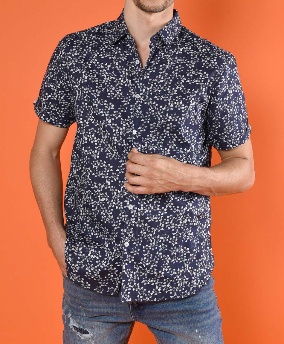 Camisa flores manga corta