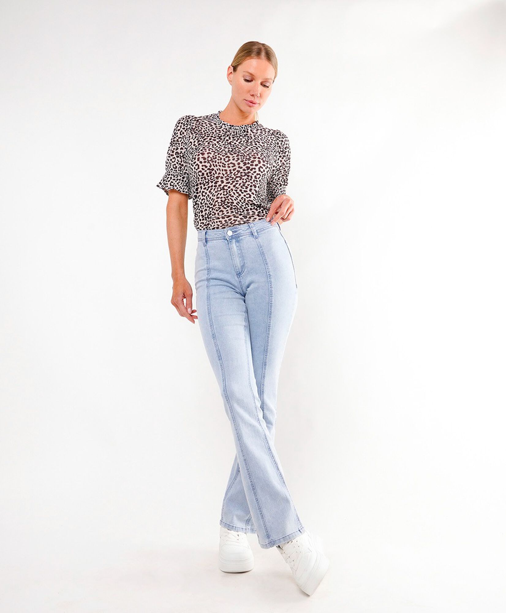 Jeans mujer bolsillos diseño estrella Jeans mujer bolsillos diseño estrella