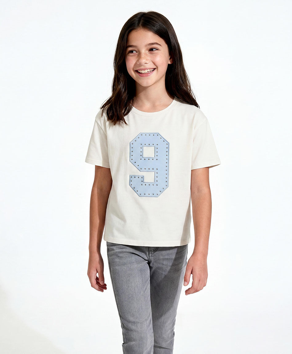 Polera ni&ntilde;a n&uacute;mero 9
