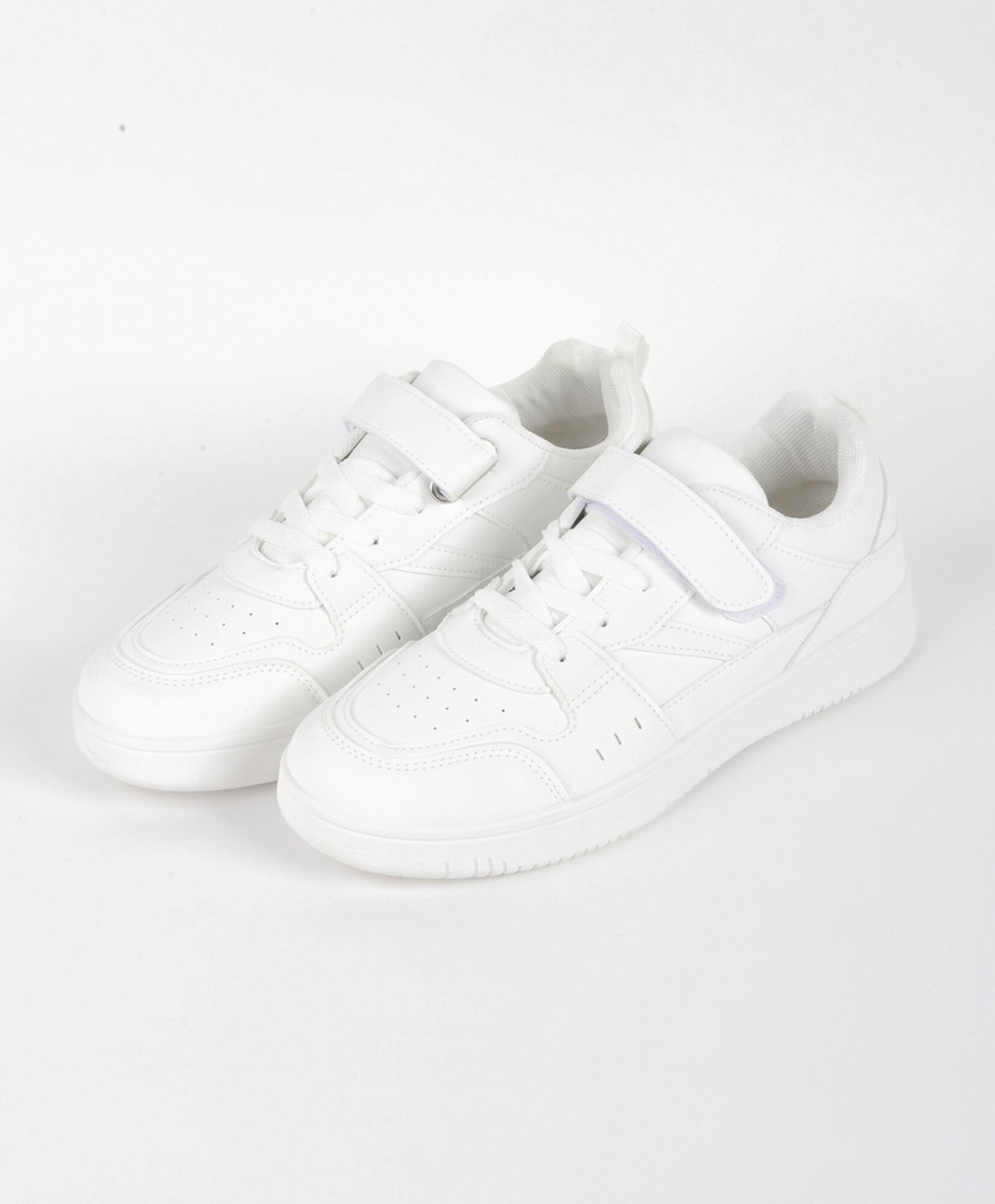 Zapatilla mujer velcro retro Zapatilla mujer velcro retro