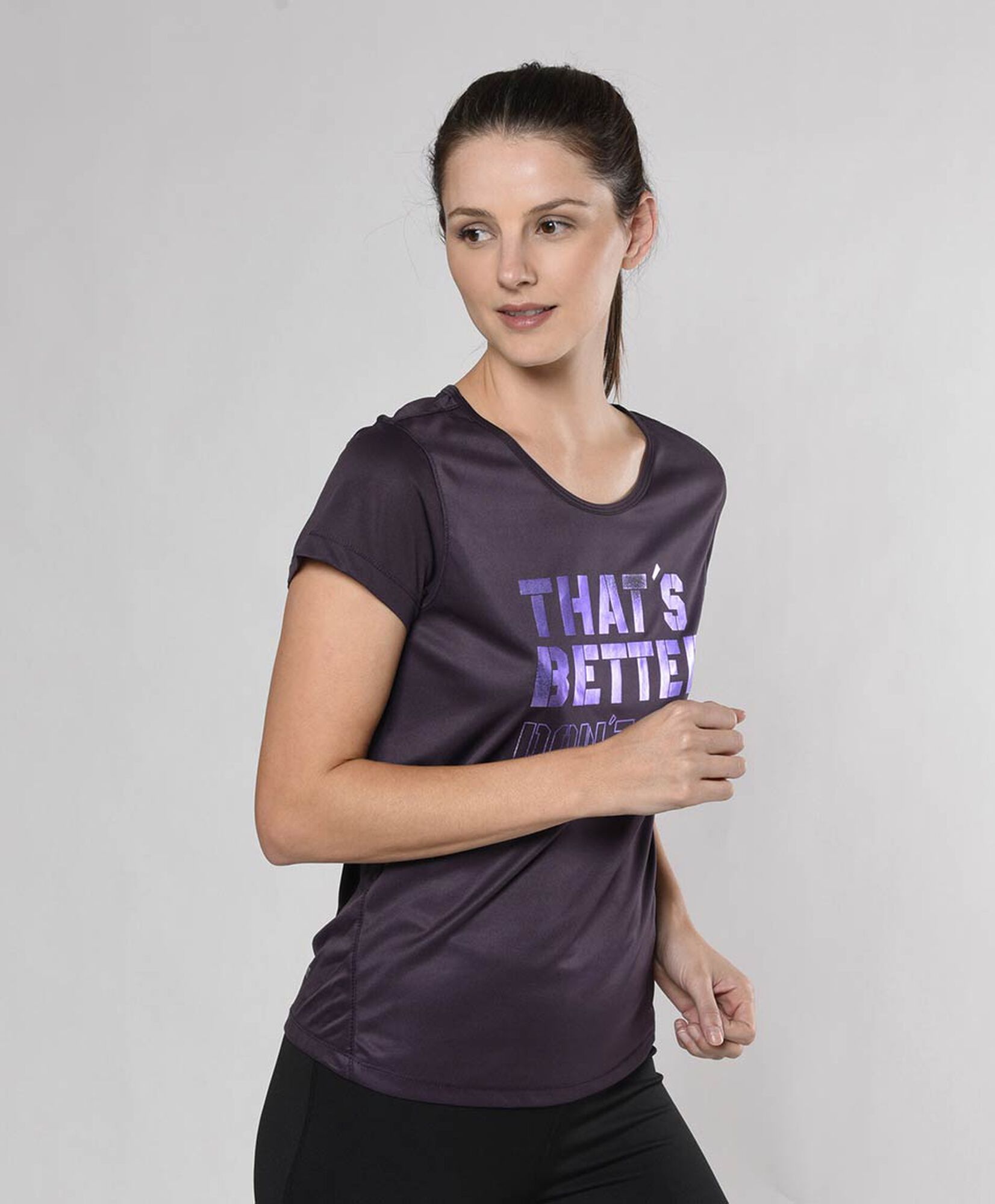Polera deportiva mujer transparencia en espalda Polera deportiva mujer transparencia en espalda