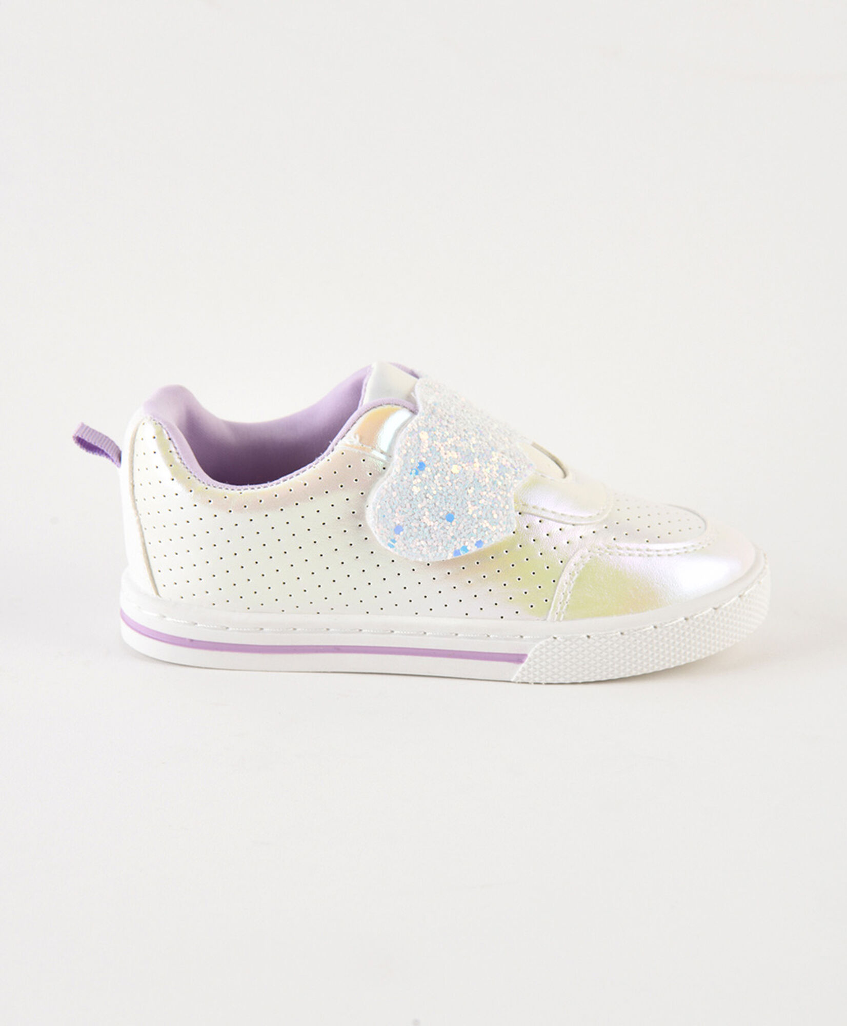 Zapatilla infantil (22 a 27) aperlada Zapatilla infantil (22 a 27) aperlada