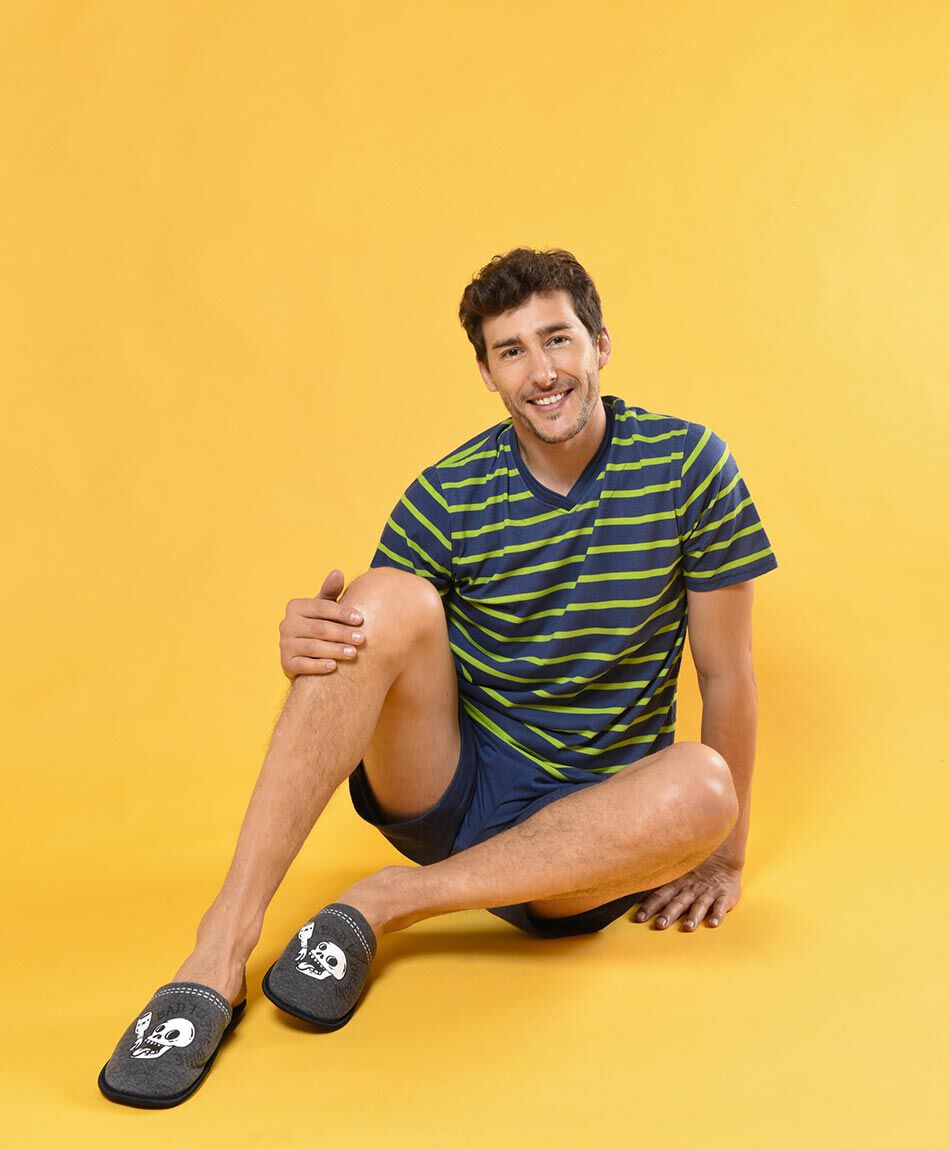 Pantufla punta cerrada