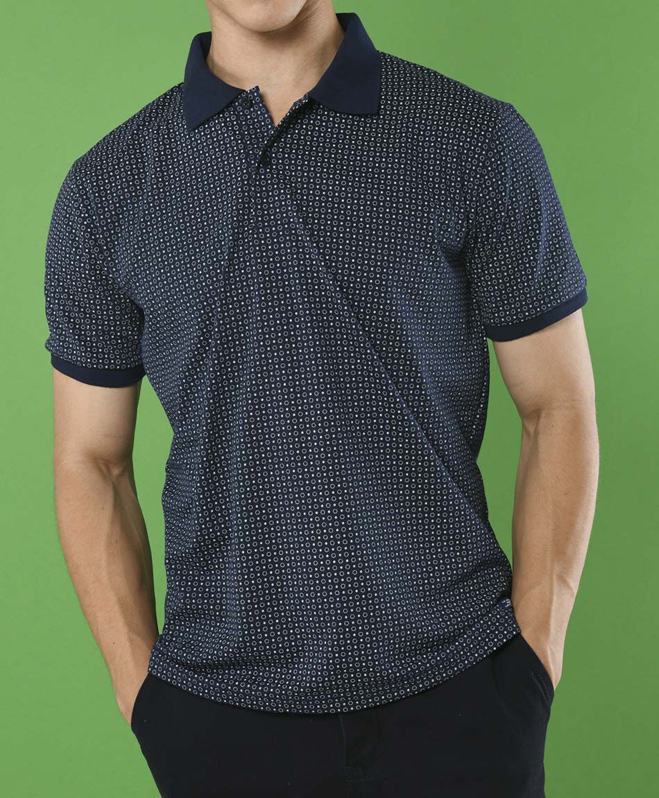 Polera manga corta cuello piqu&eacute;