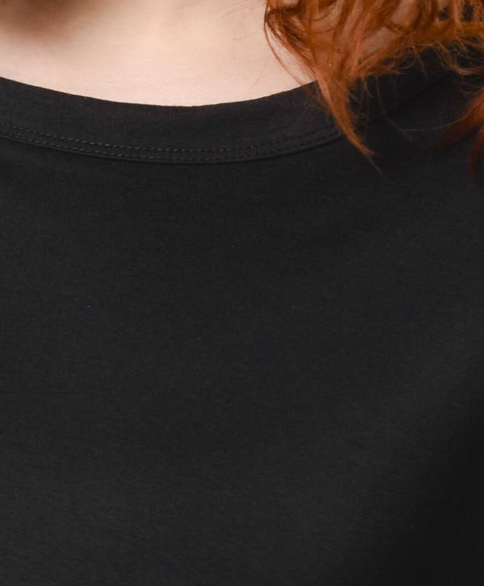 Polera mujer lisa negra crop