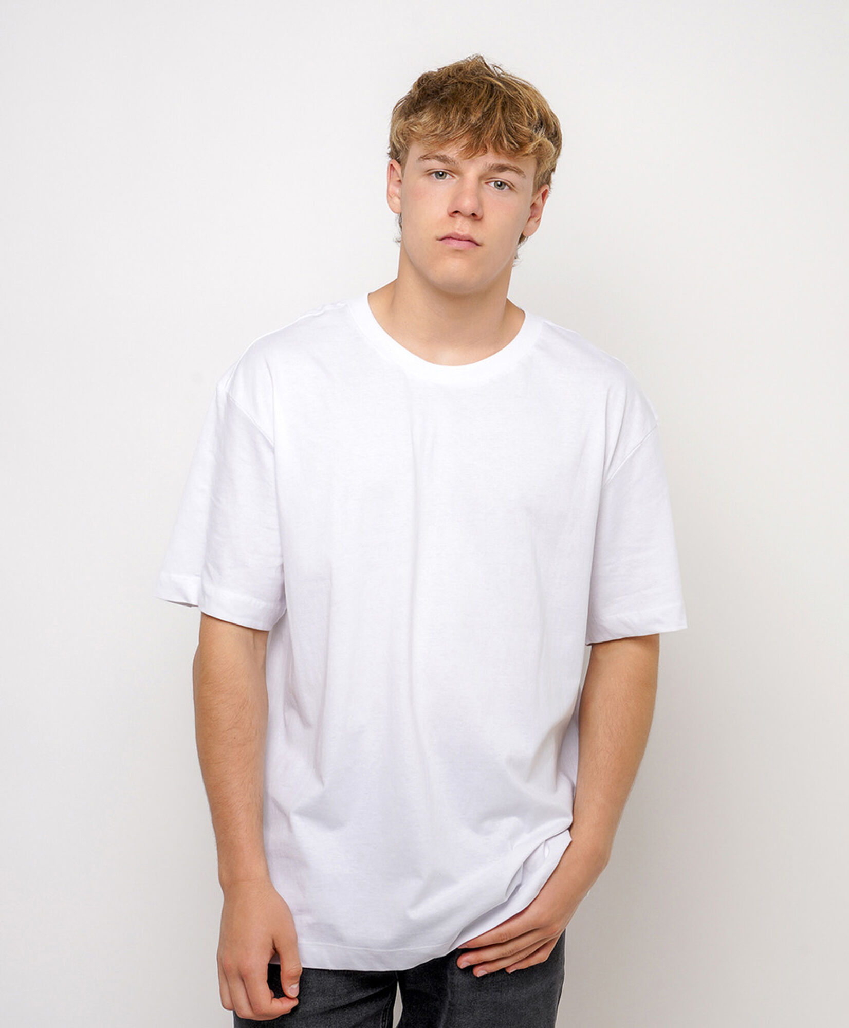 Polera hombre oversize Polera hombre oversize
