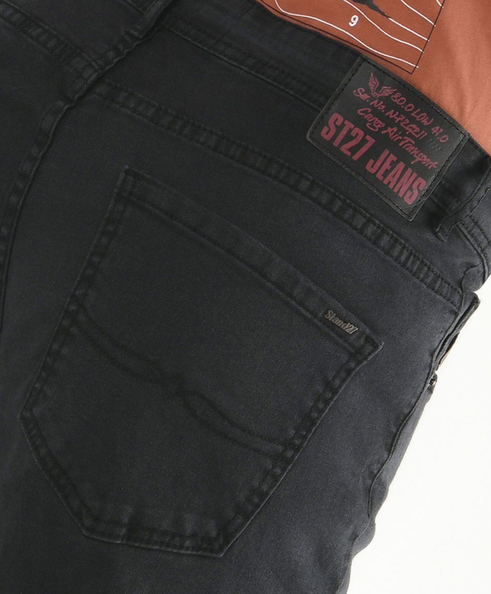 Jeans hombre clásico slim fit Jeans hombre clásico slim fit