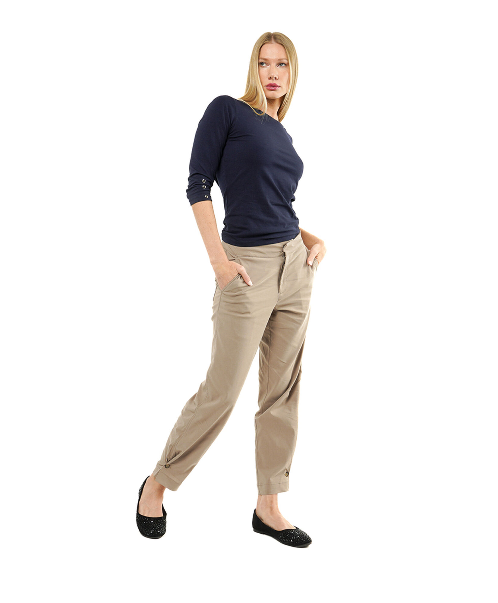 Pantalón mujer pinza botón en basta Pantalón mujer pinza botón en basta