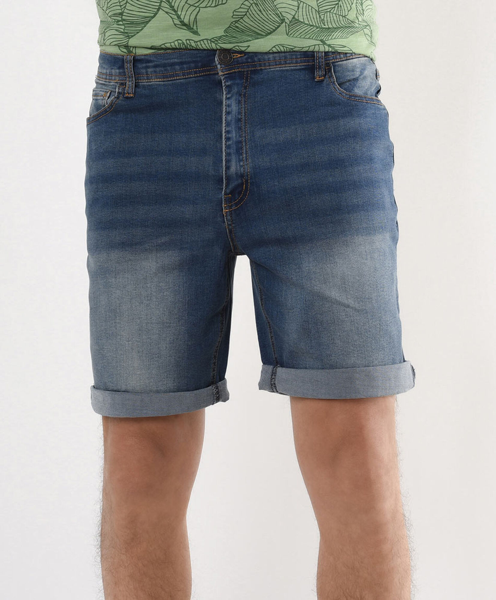 Short hombre denim desgastado Short hombre denim desgastado