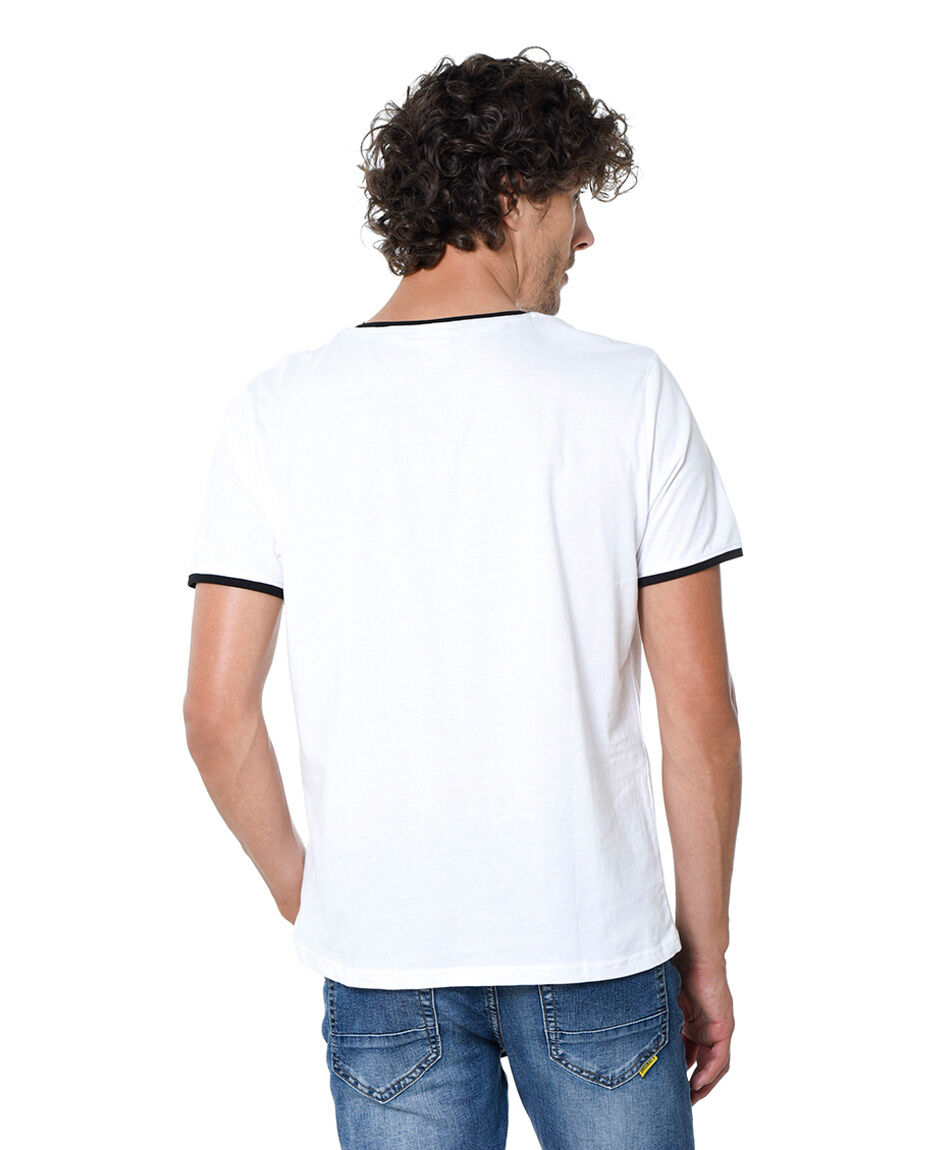 Polera contraste