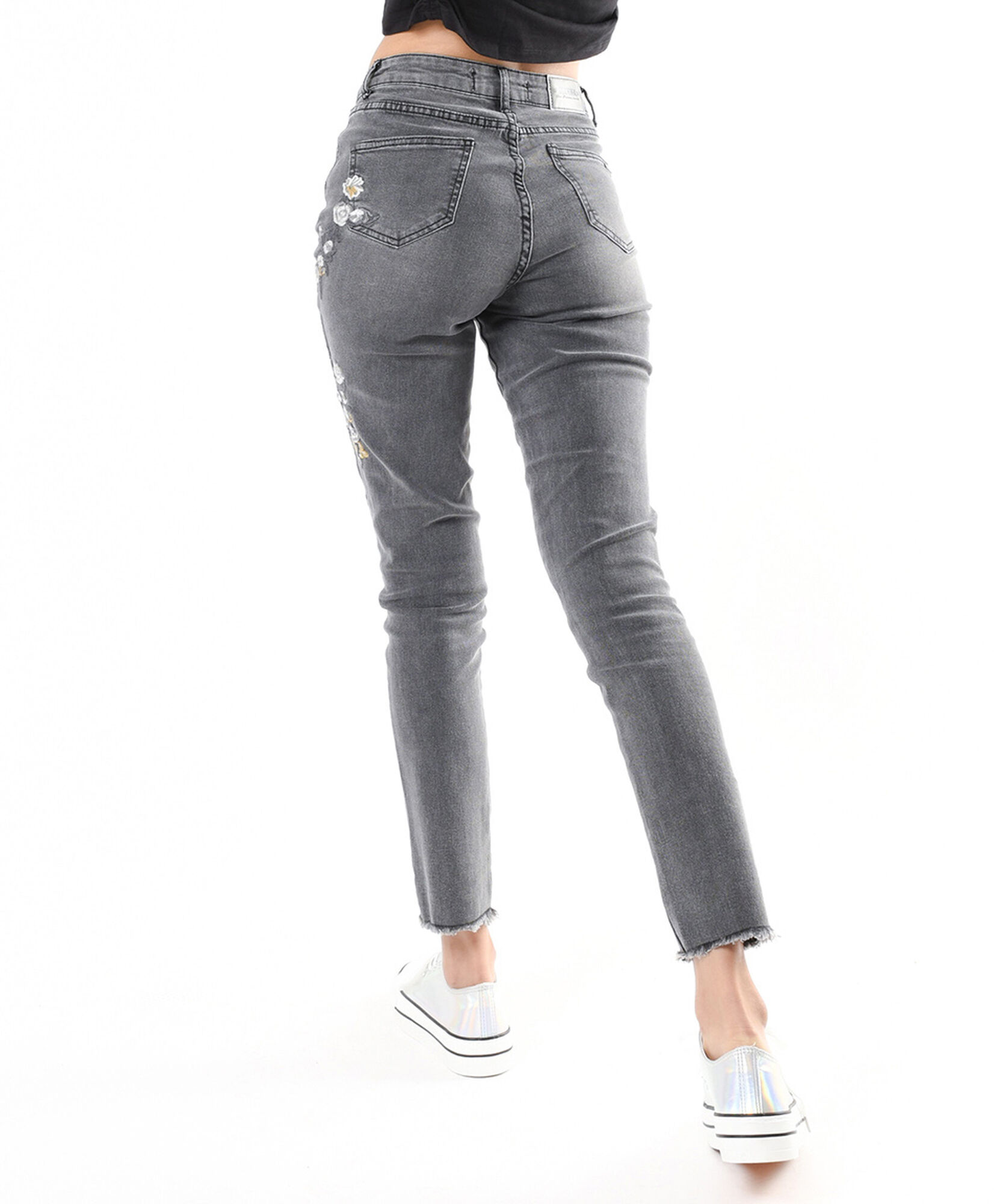 Jeans mujer bordados skinny fit Jeans mujer bordados skinny fit