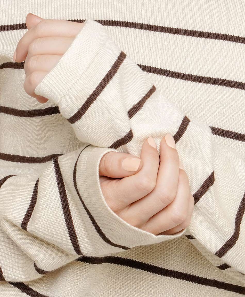 Sweater mujer l&iacute;neas brown