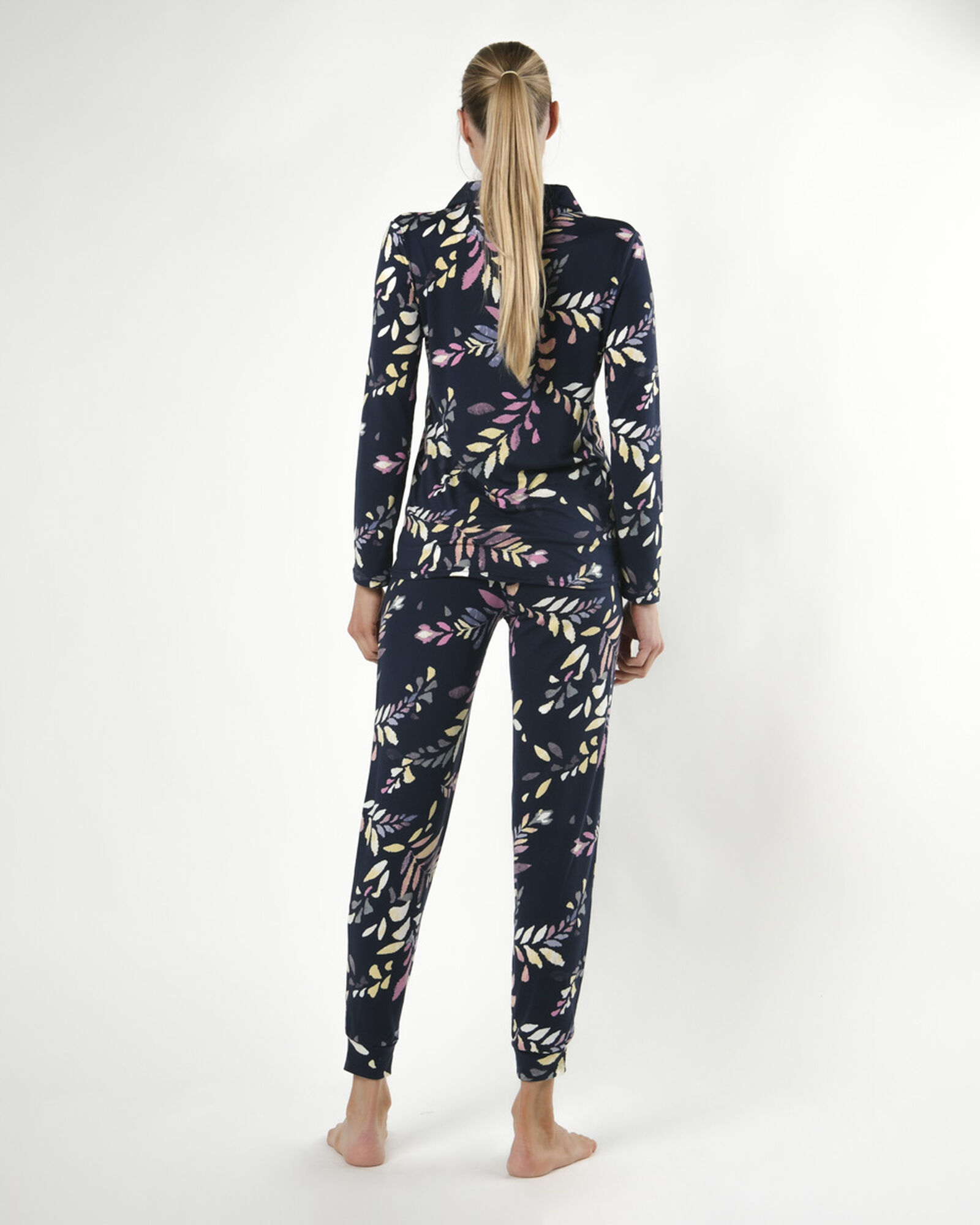 Pijama mujer camisero floreado Pijama mujer camisero floreado